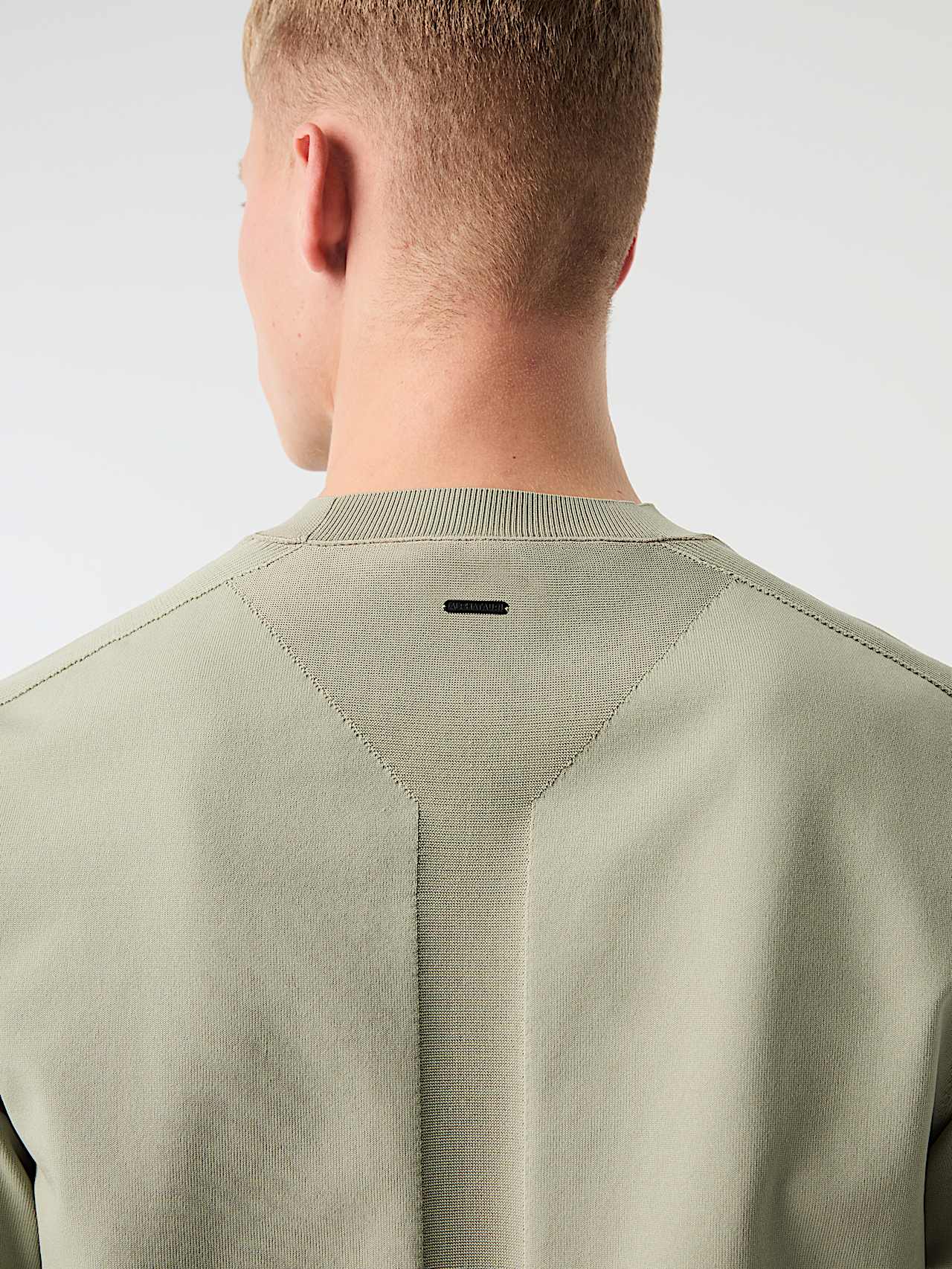 AlphaTauri | FARIS V1.Y10.02 | Maglietta dalla vestibilità ampia in maglia 3D in Dark Sage for Uomo