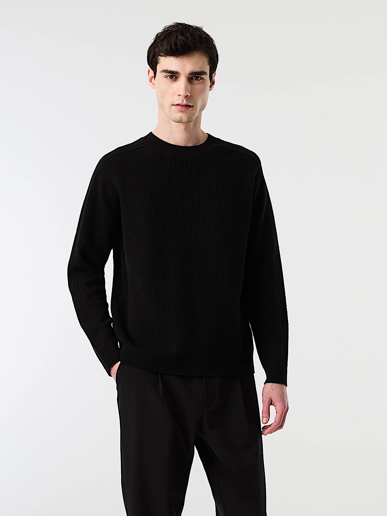 AlphaTauri | FREIMS V1.Y10.02 | 3D Knit Sweater made from 100% Wool in Black for Hombre