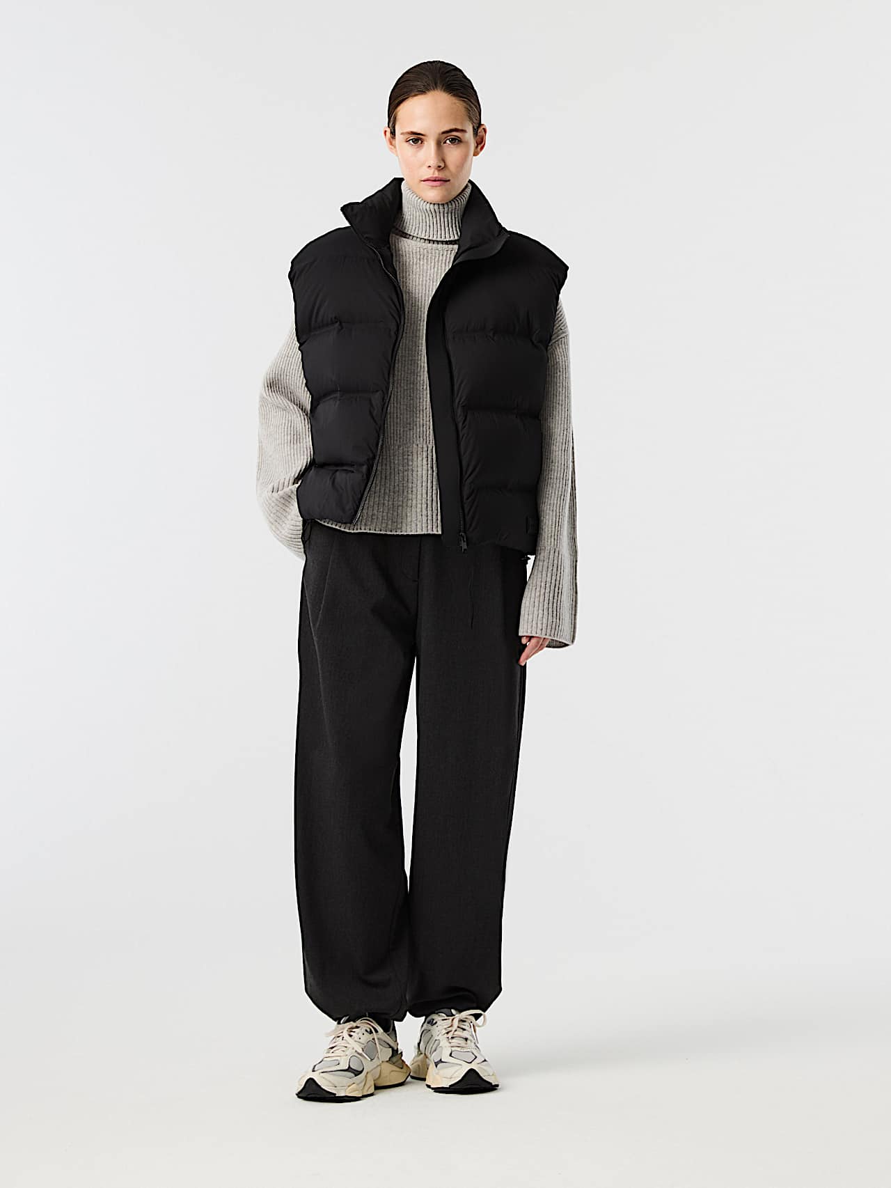 AlphaTauri | OAVENNA V1.Y10.02 | Ultra-light Down Vest in Schwarz für Damen