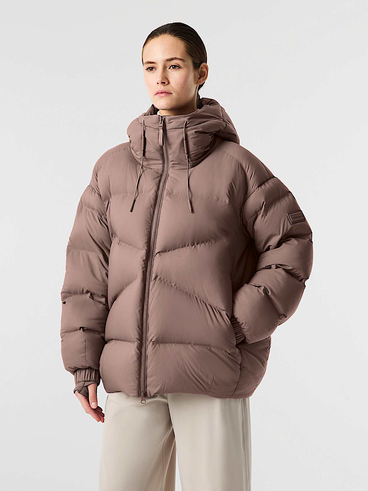 AlphaTauri | ORRENTO V1.Y10.02 | Packable Ultra-light Down Jacket in Dark Rosewood for Women