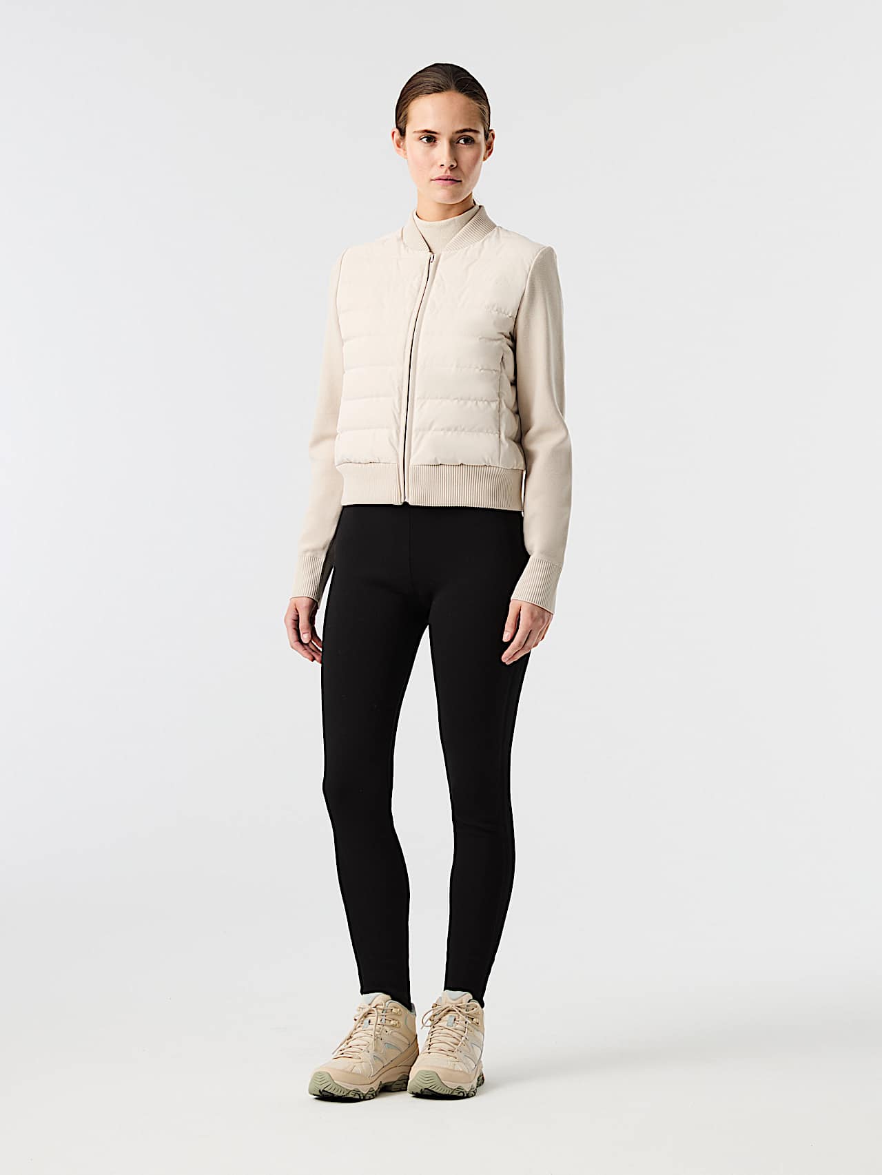 AlphaTauri | ODENA V1.Y10.02 | Lightly Padded Down Hybrid Jacket in Stone for Mujer