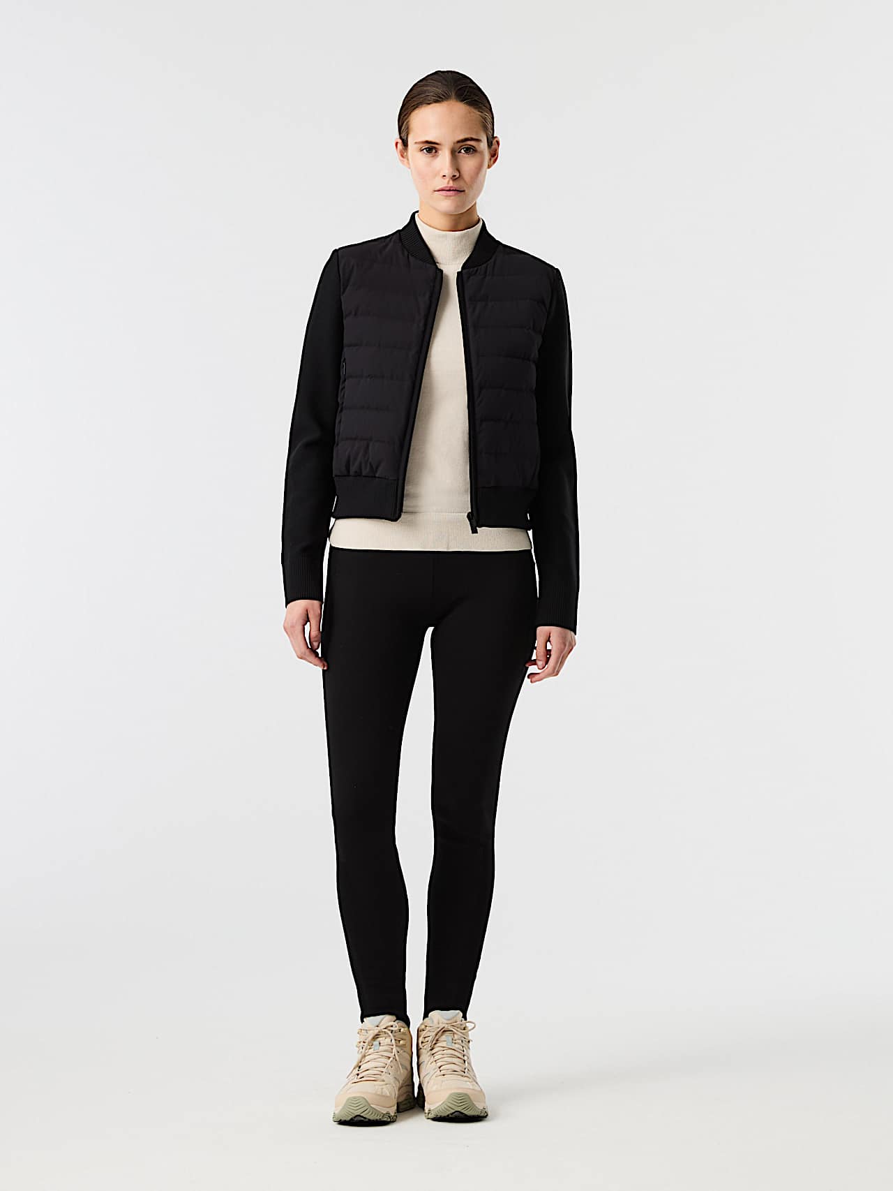 AlphaTauri | ODENA V1.Y10.02 | Veste hybride en duvet légèrement rembourrée in Black for Femme