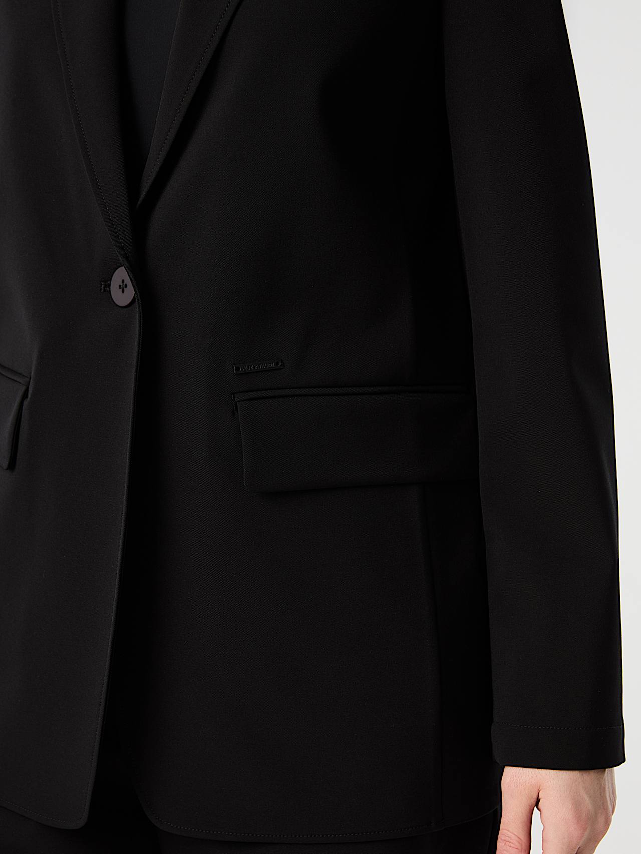 AlphaTauri | OARMA V1.Y10.02 | Americana Elegant Stretch in Black for Mujer