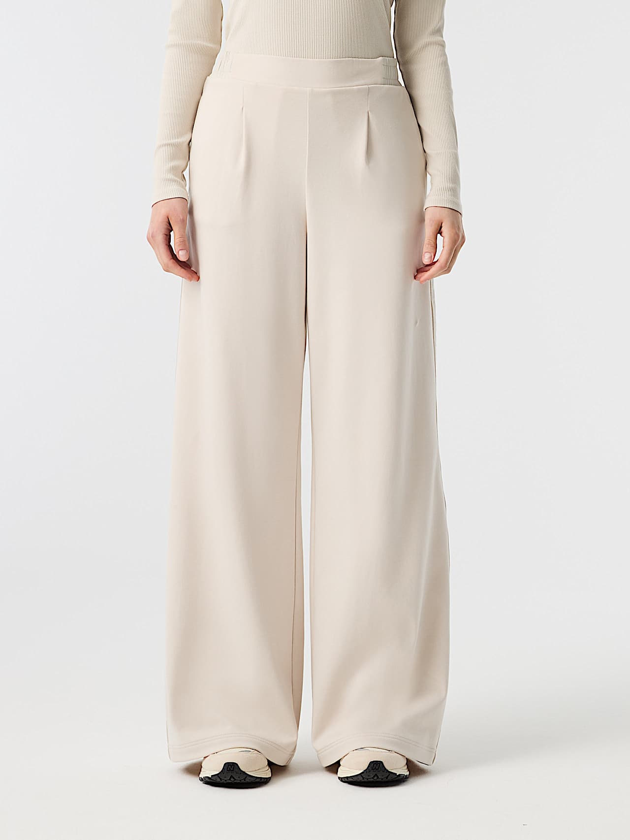 AlphaTauri | PRENTO V1.Y10.02 | Wide Leg Sweatpants in Stone for Donna