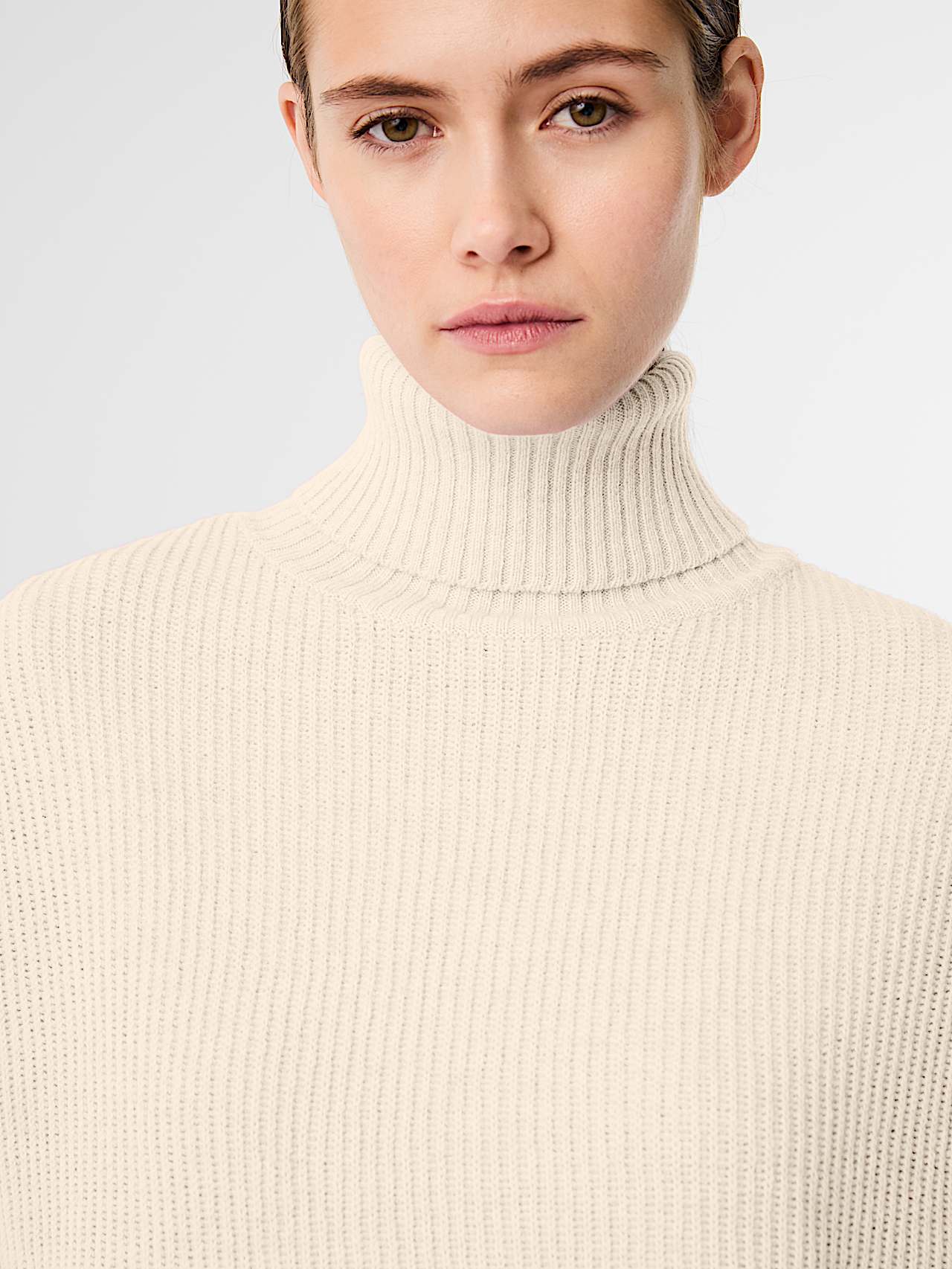 AlphaTauri | FERONA V1.Y10.02 | 3D Knit Turtleneck Sweater in Warm Stone for Women