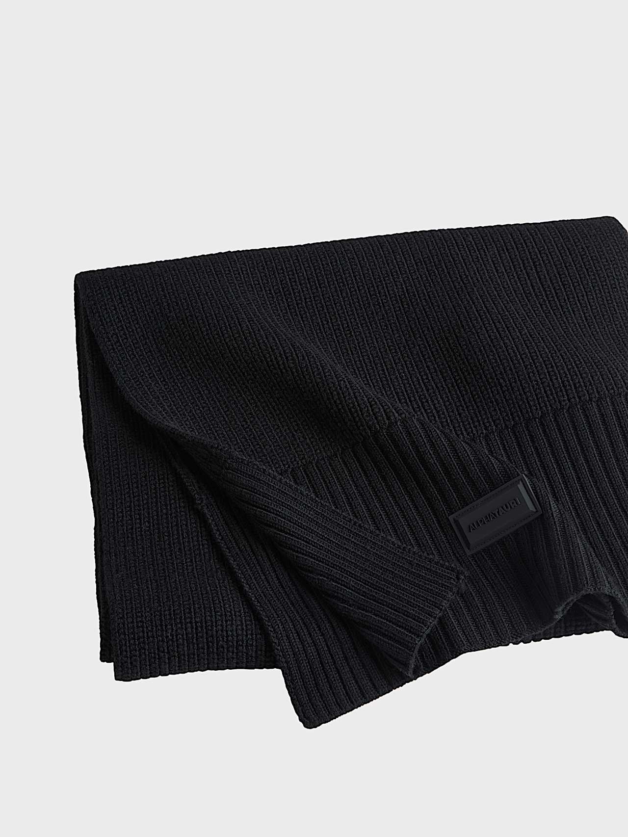 AlphaTauri | AMIENS V1.Y10.02 | Chunky Knit Wool Scarf in Schwarz für Unisex