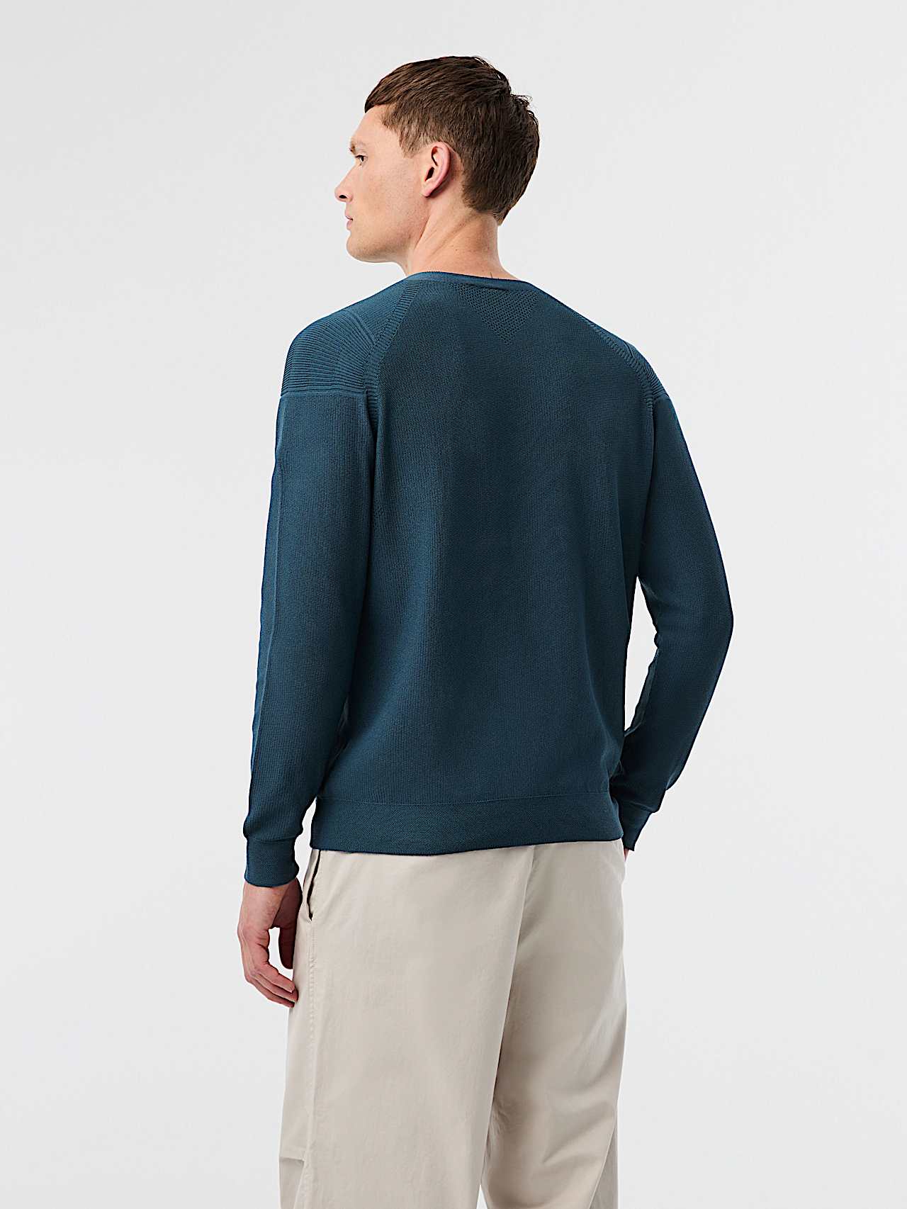 AlphaTauri | FOSOP V4.Y8.02 | Seamless 3D Performance Knit Crewneck Sweater in Teal for Men