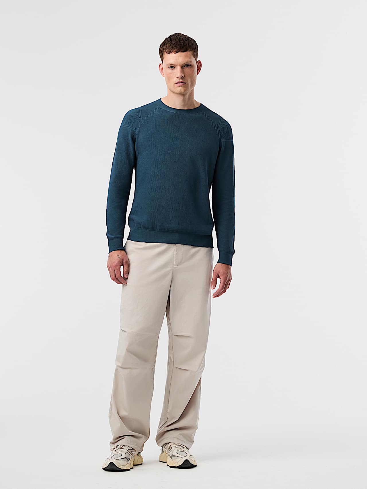 AlphaTauri | FOSOP V4.Y8.02 | Seamless 3D Performance Knit Crewneck Sweater in Teal for Men
