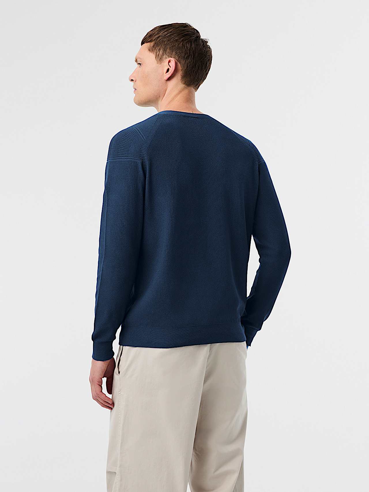 AlphaTauri | FOSOP V5.Y8.02 | Jersey técnico de cuello redondo sin costuras de punto 3D in Azul Marino for Hombre