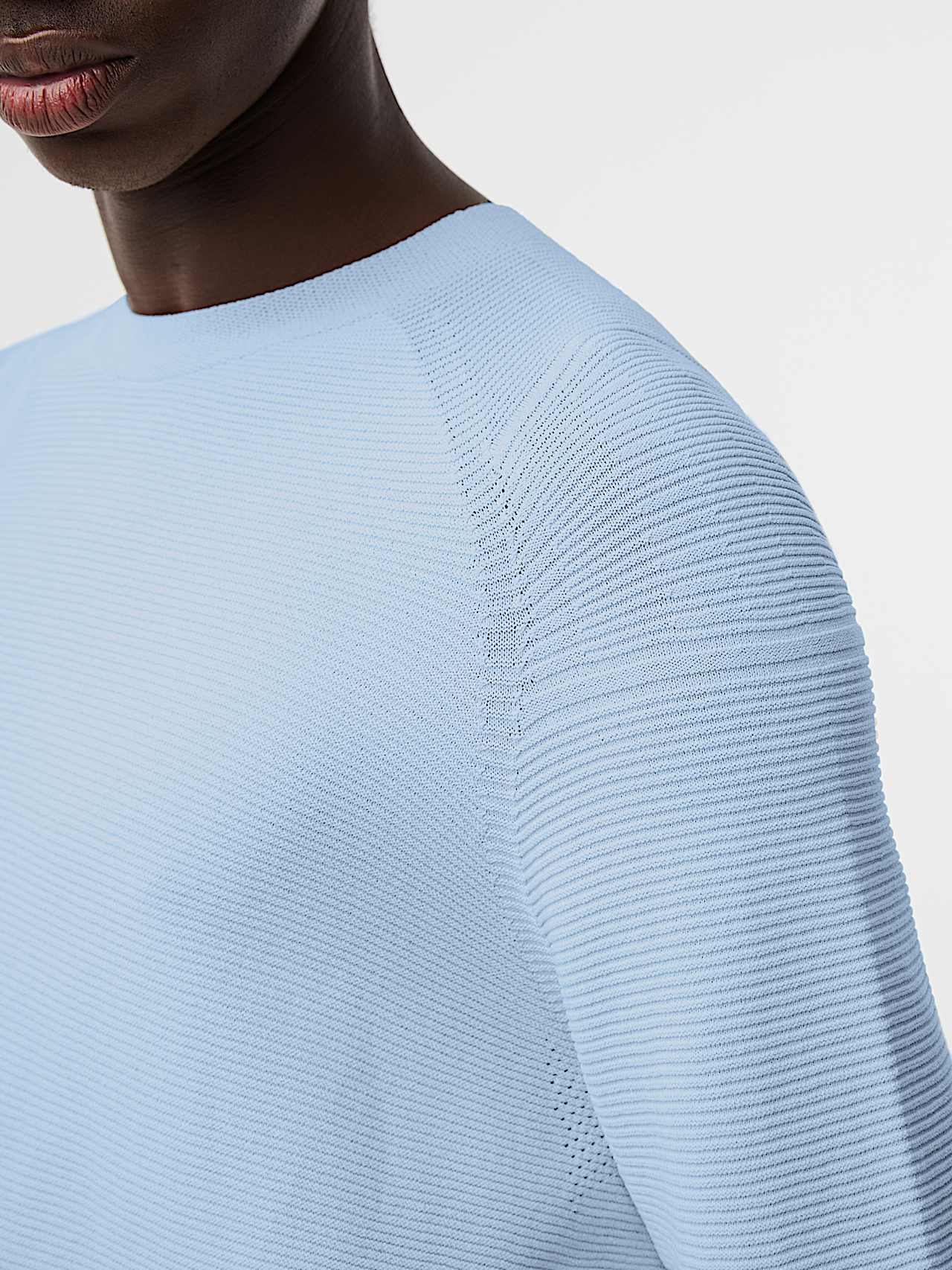 AlphaTauri | FOSOP V5.Y8.02 | Maglia tecnica 3D senza cuciture con colletto a girocollo in Clouded Blue for Uomo