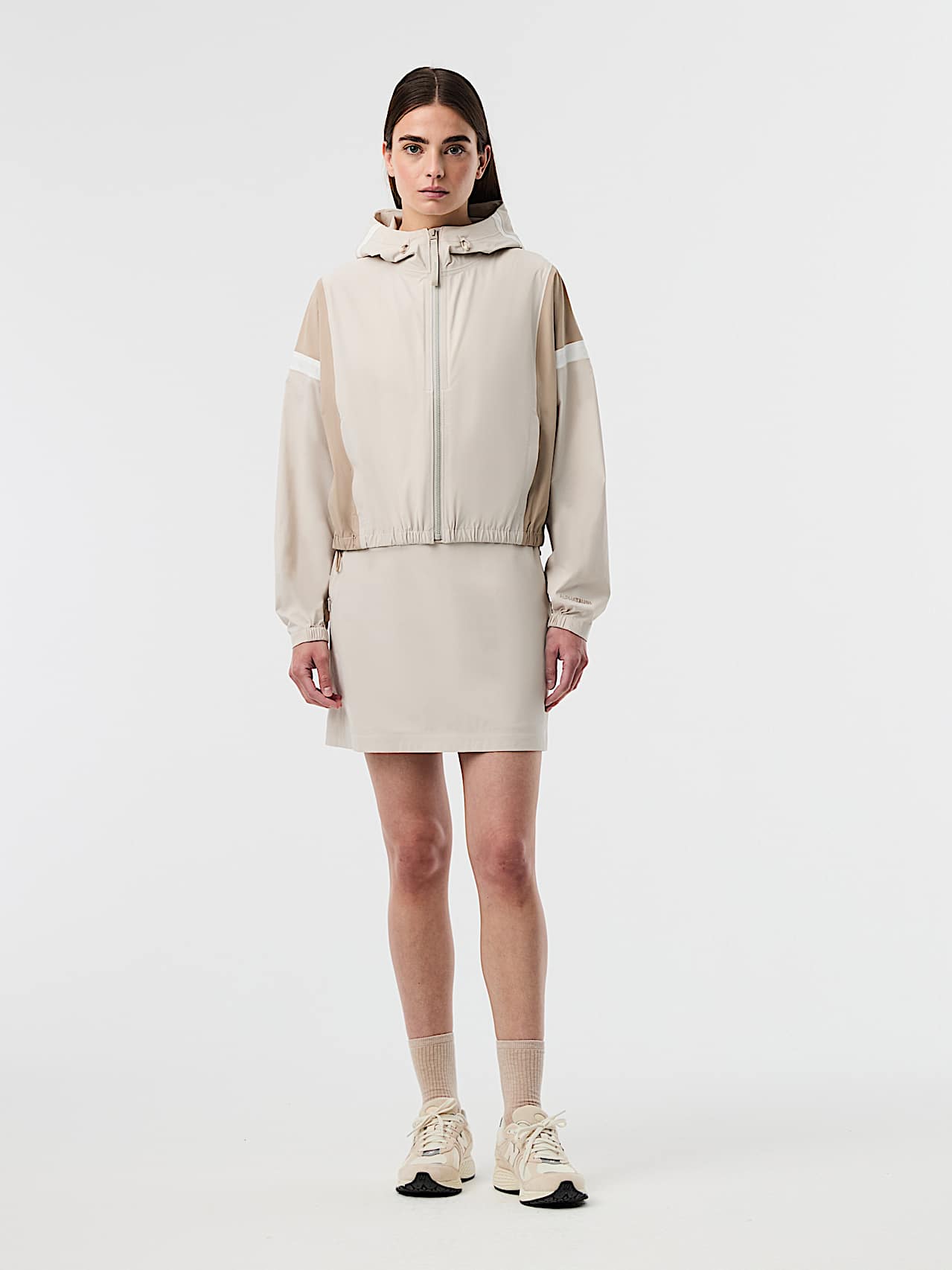 AlphaTauri | OASA V1.Y10.01 | Performance Stretch Veste légère in Stone for Femme