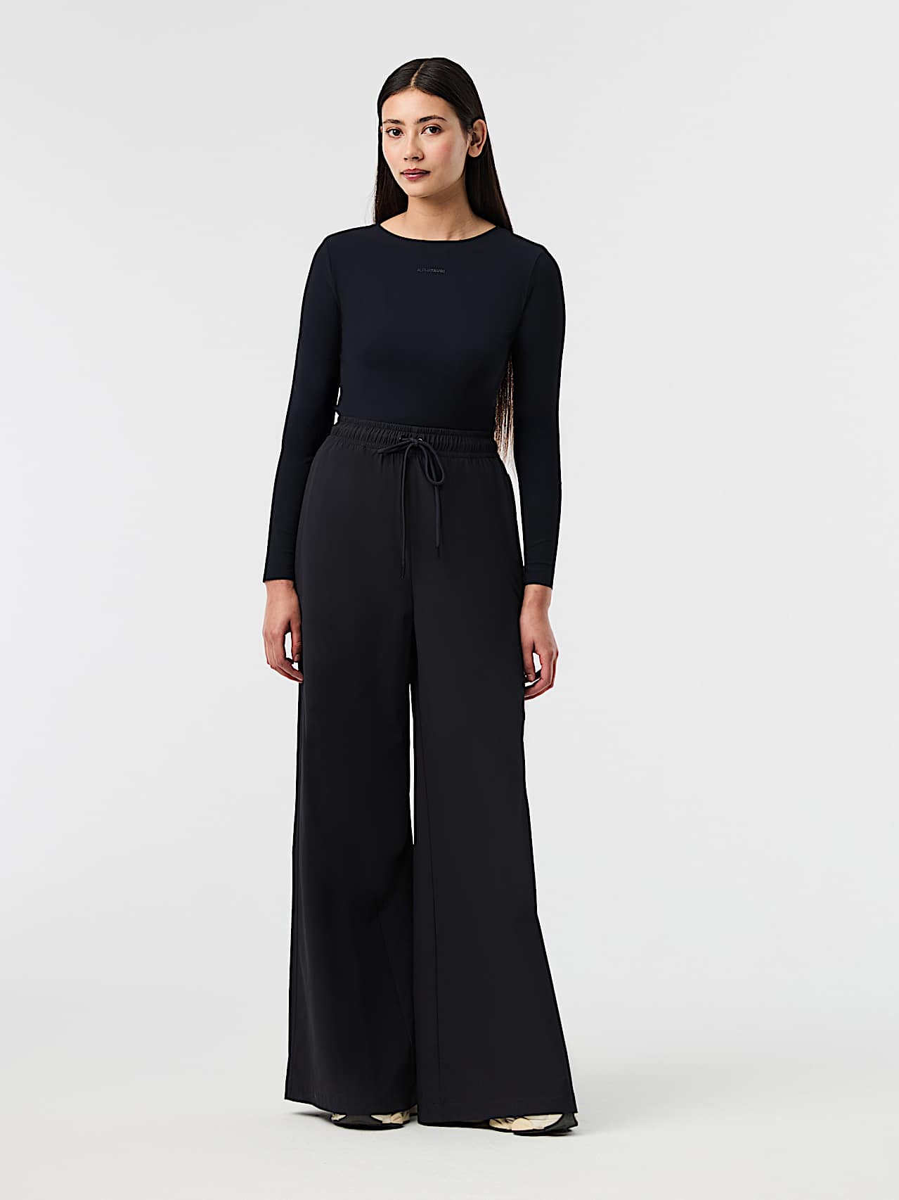 AlphaTauri | PINTA V1.Y10.01 | Performance Stretch Wide Leg Trousers in Dark Navy for Women