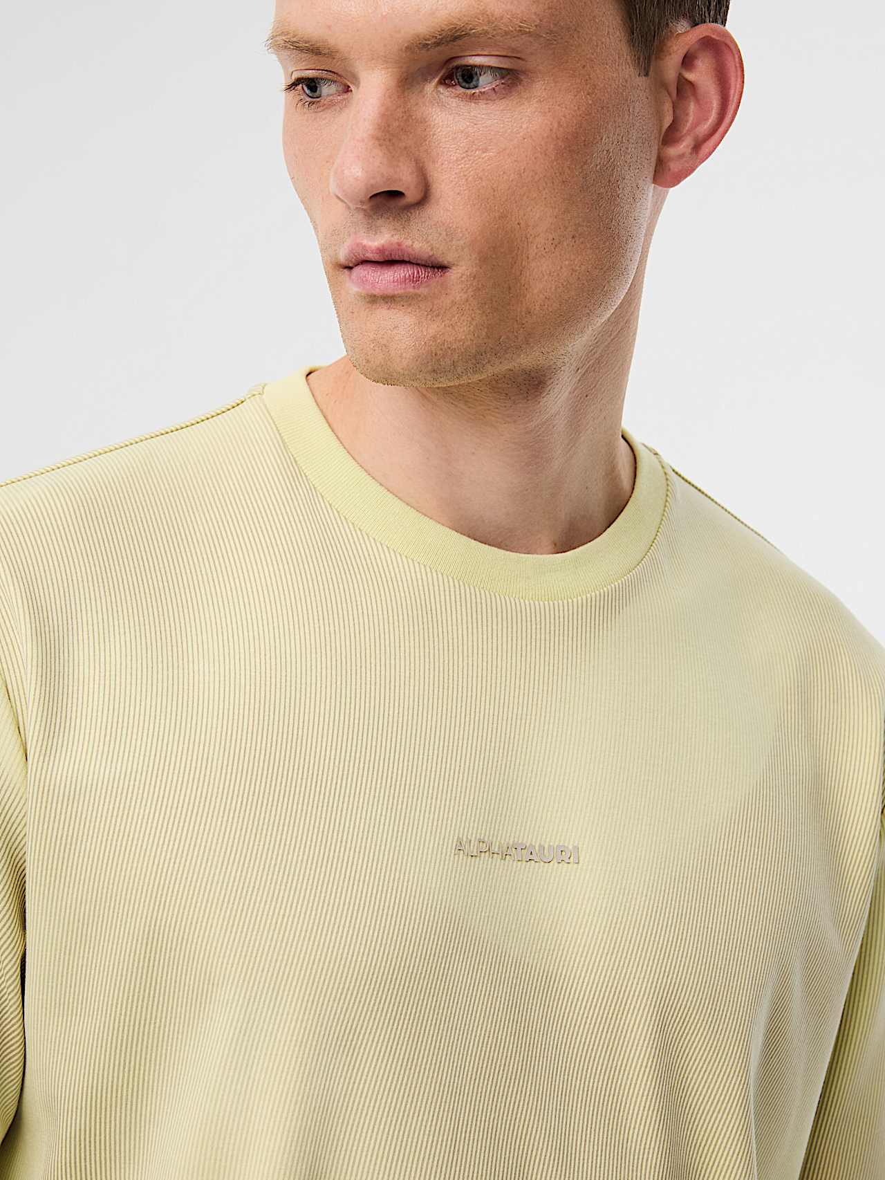 AlphaTauri | JANPO V2.Y10.01 | Camiseta con diseño estampado in AOP stone / lime light for Hombre
