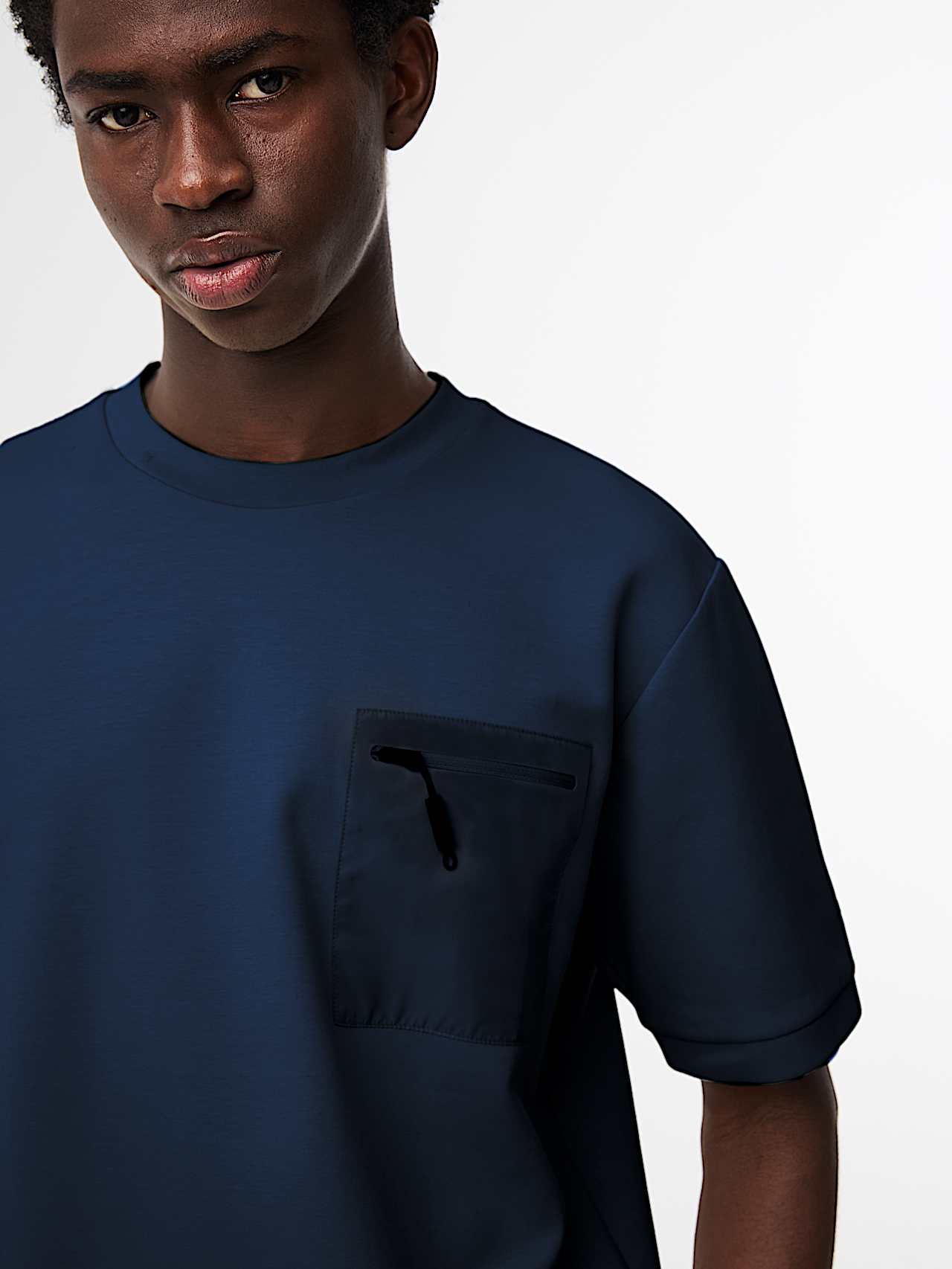 AlphaTauri | JORE V1.Y10.01 | Maglietta con tasca applicata in Dark Navy for Uomo