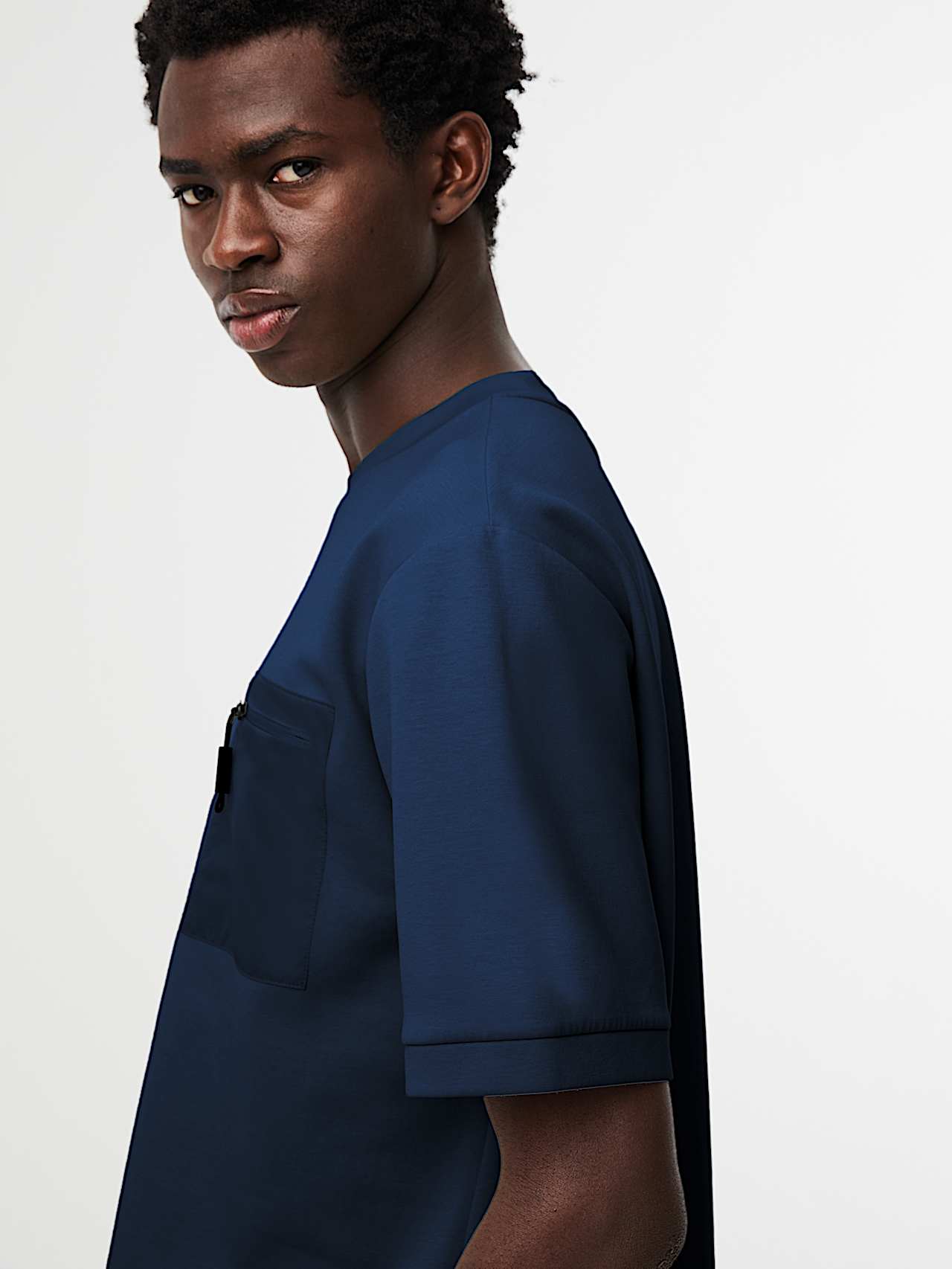 AlphaTauri | JORE V1.Y10.01 | Maglietta con tasca applicata in Dark Navy for Uomo