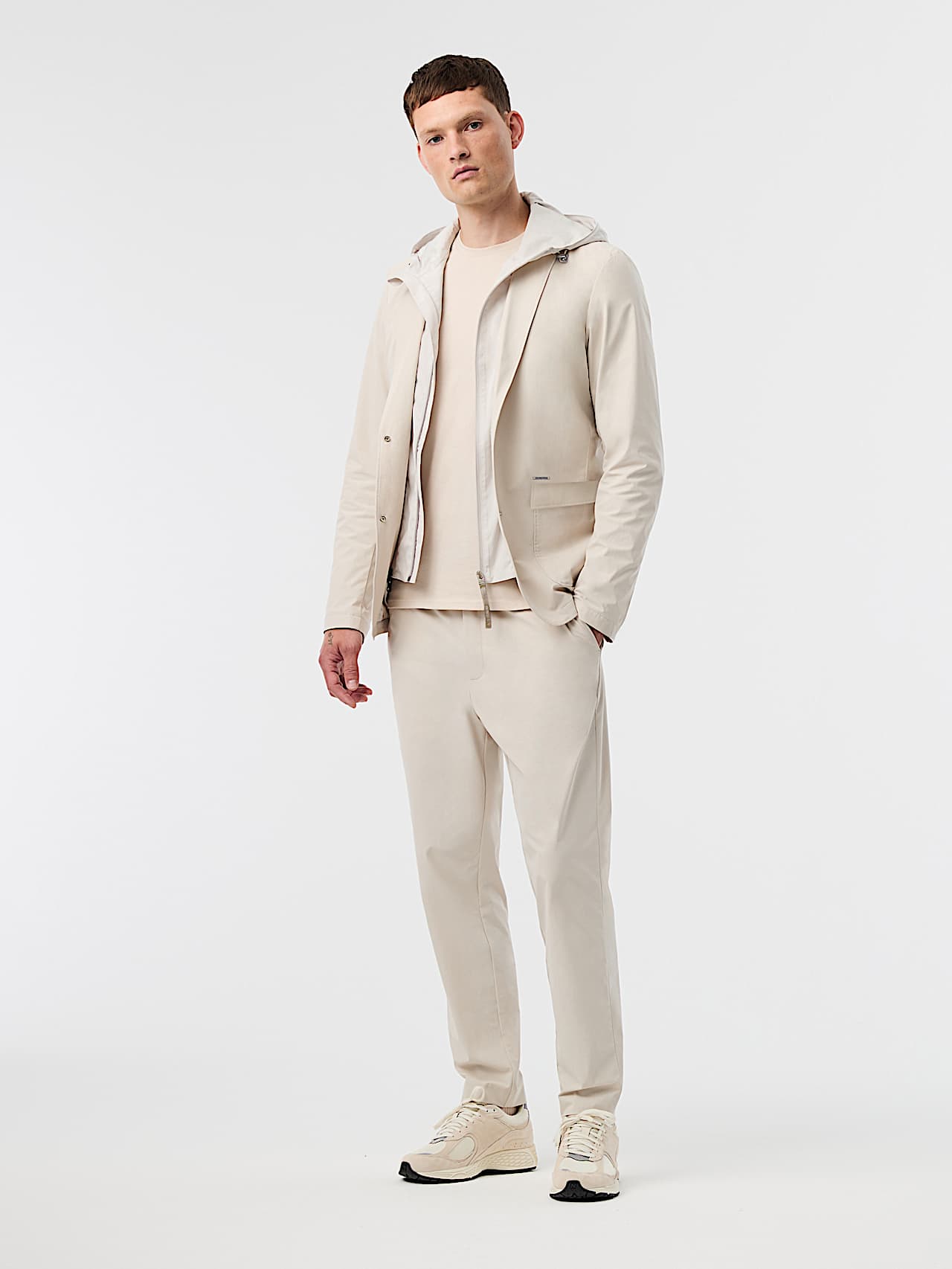 AlphaTauri | POCAS V2.Y10.01 | Performance Stretch Travelwear Trousers in Stone for Homme