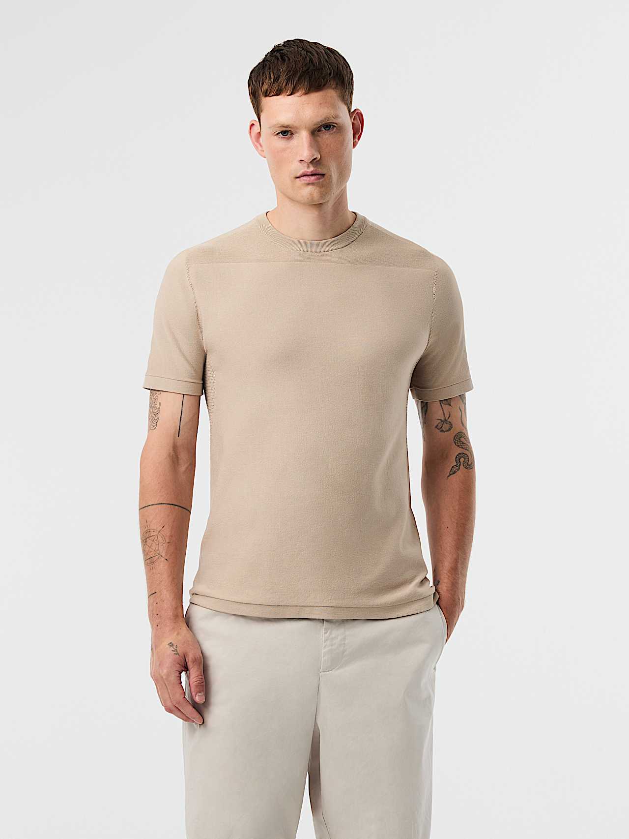 AlphaTauri | FOSOS V5.Y10.01 | Polo de punto técnico en 3D in Dune for Hombre