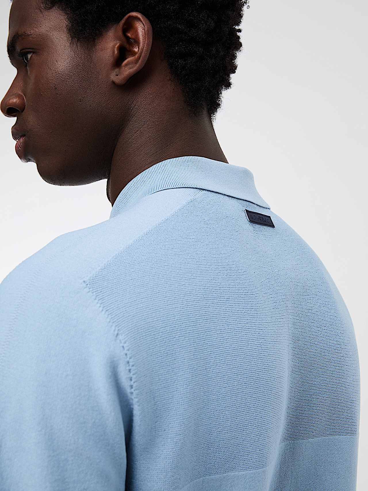AlphaTauri | FENZI V2.Y10.01 | Polo en maille performance 3D in Clouded Blue for Homme