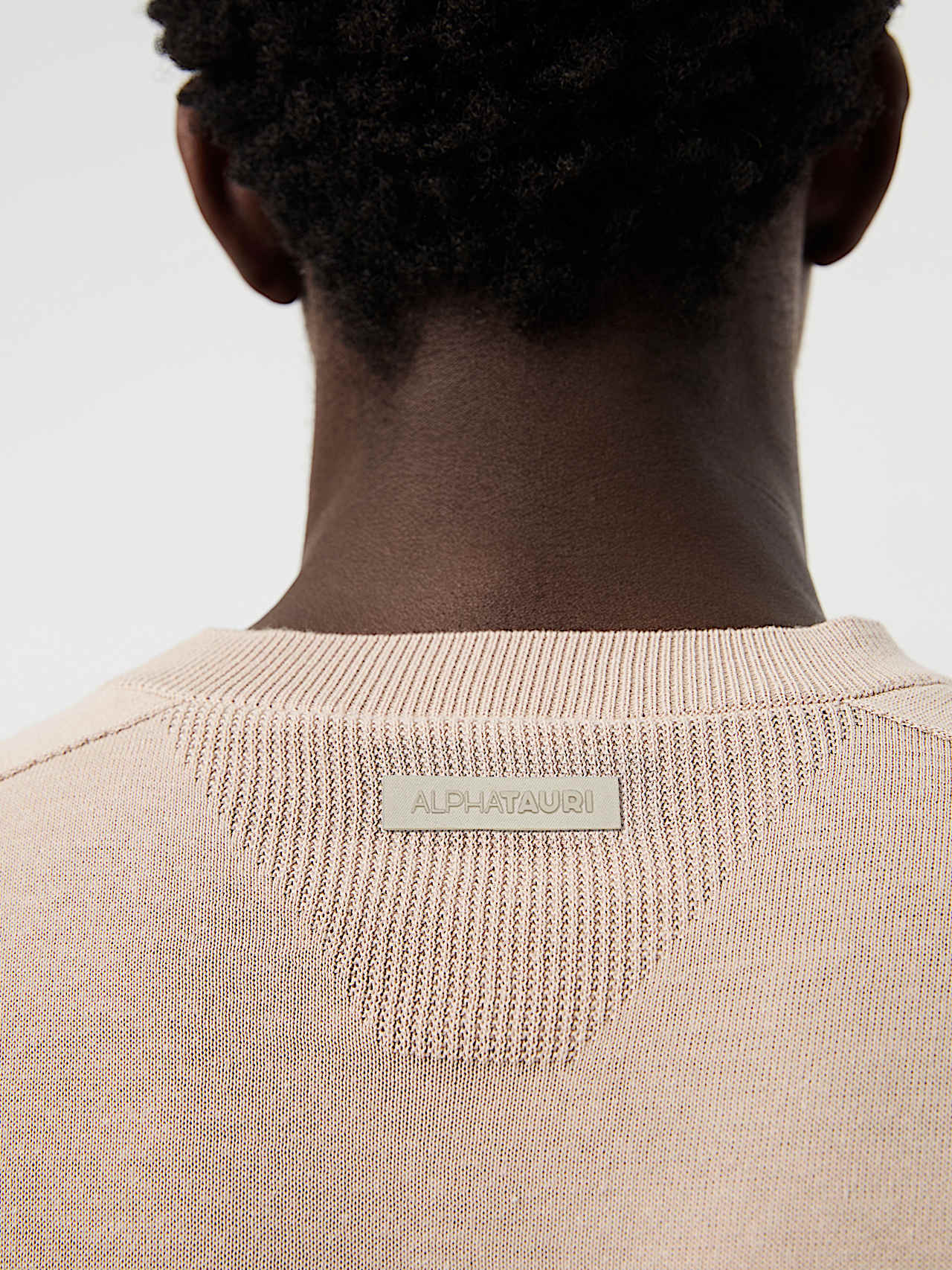 AlphaTauri | FINO V1.Y10.01 | 3D-Strick-T-Shirt aus Baumwoll-Leinen-Mix in Dune für Herren
