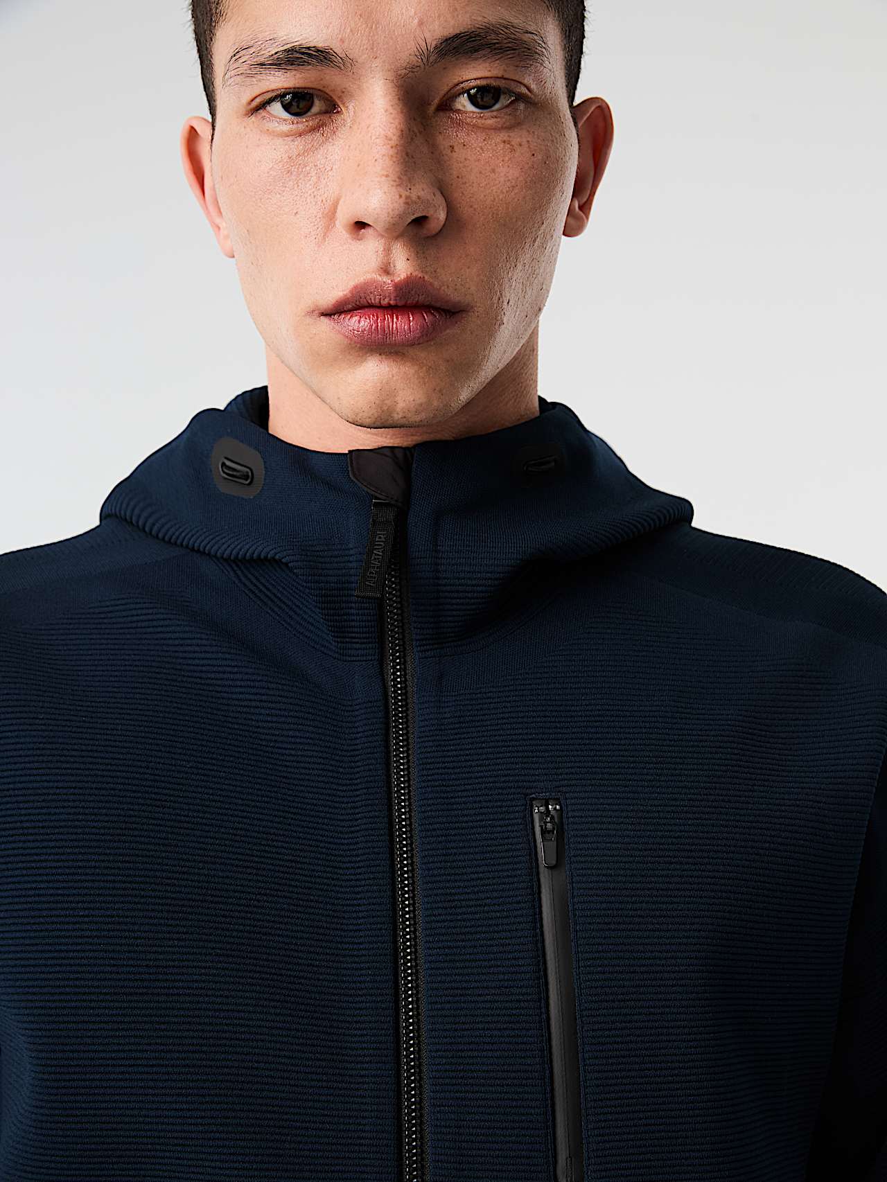 AlphaTauri | FONN V1.Y10.01 | Giacca con cappuccio in maglia in Dark Navy for Uomo