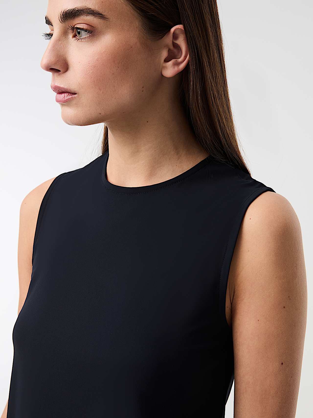 AlphaTauri | JULE V1.Y10.01 | Minikleid aus Power Stretch Jersey mit Cut-out-Detail am Rücken in Dark Navy für Damen