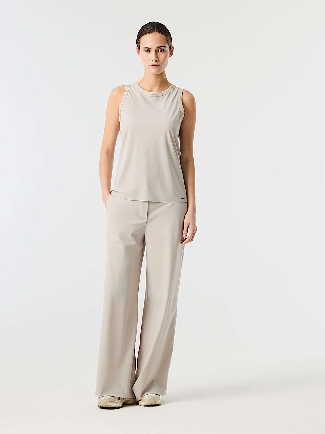 AlphaTauri | JANI V1.Y10.01 | Tanktop aus Powerstretch-Jersey in Stone für Damen