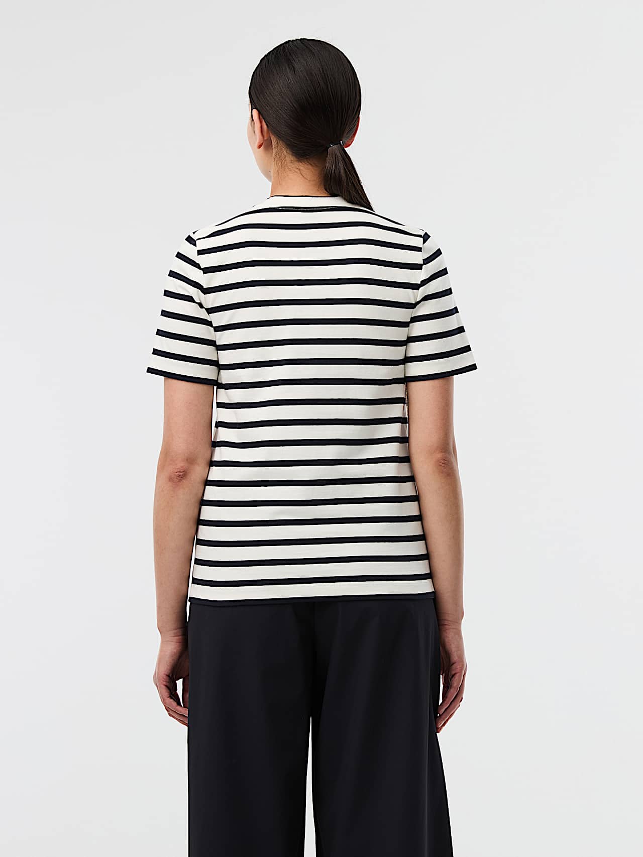 AlphaTauri | JALI V1.Y10.01 | T-shirt rayé en coton biologique in White / Dark Navy for Femme