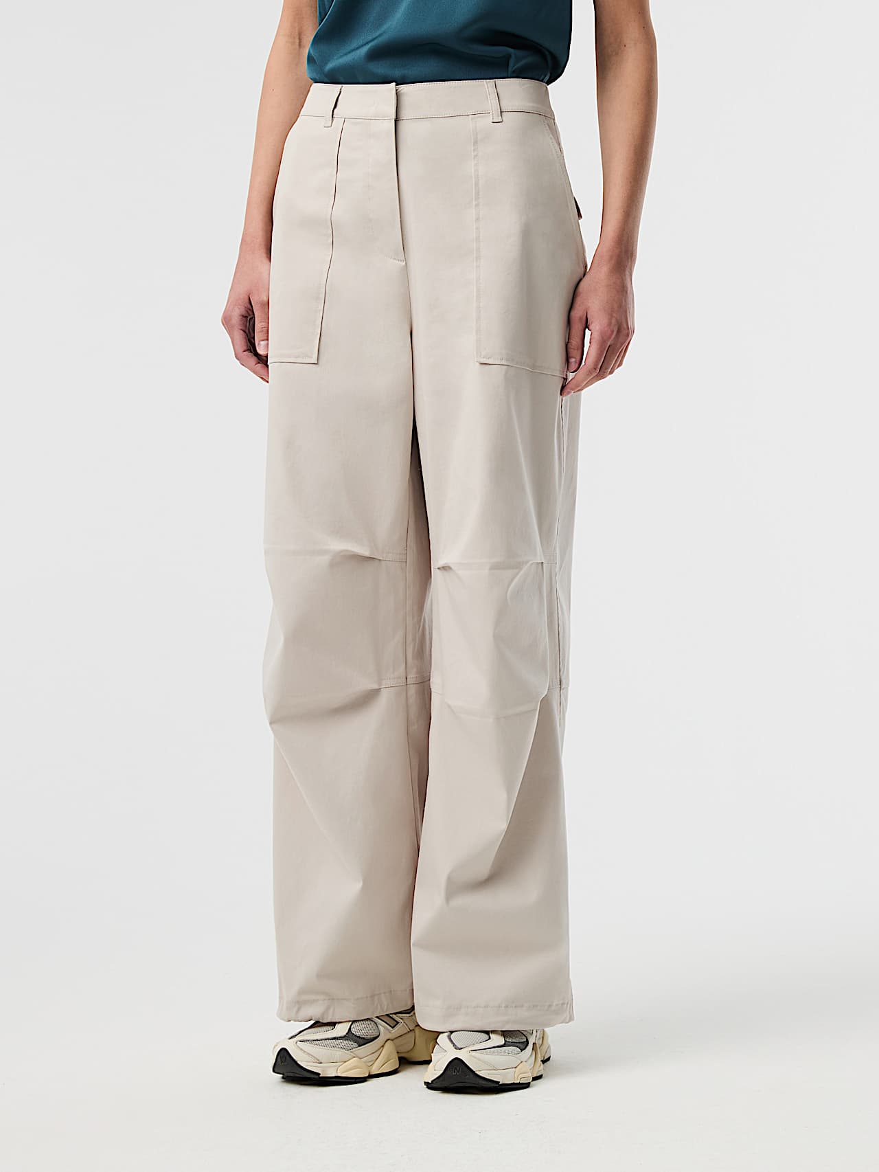 AlphaTauri | PURA V1.Y10.01 | Baggy Lightweight Organic Cotton Trousers in Stone for Women