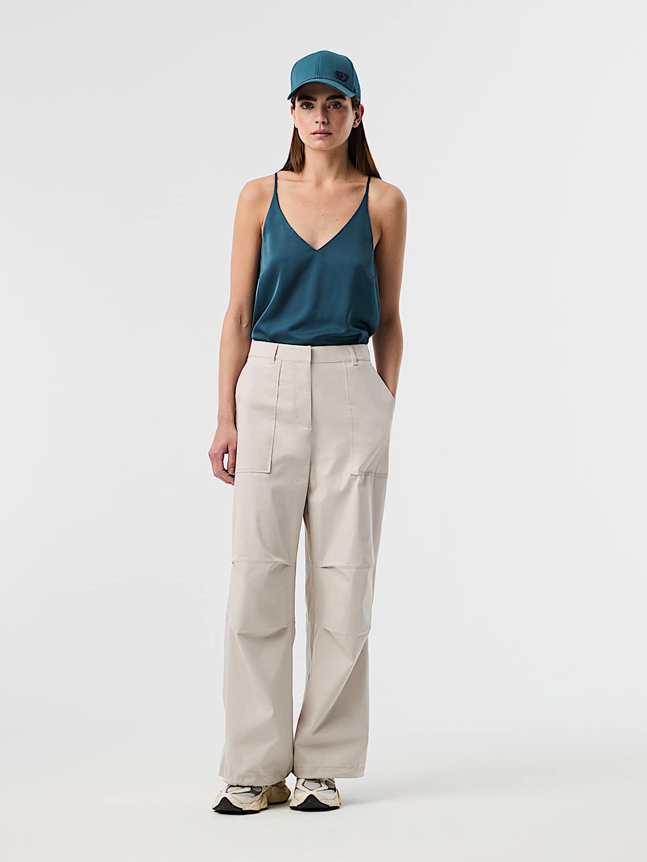 AlphaTauri | PURA V1.Y10.01 | Baggy Lightweight Organic Cotton Trousers in Stone for Women
