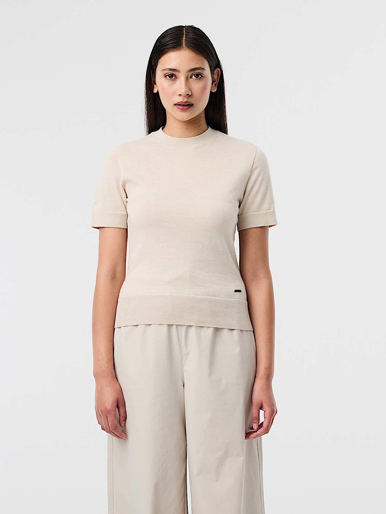 AlphaTauri | FIBE V1.Y10.01 | T-shirt Cashmax en maille 3D in Stone for Femme