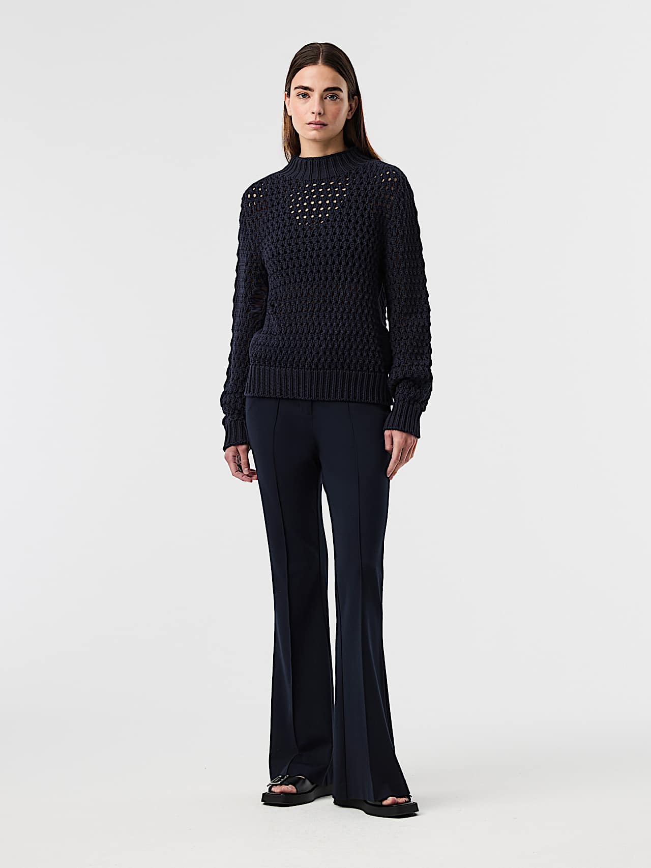 AlphaTauri | FILO V1.Y10.01 | Grober 3D-Strickpullover in Dark Navy für Damen