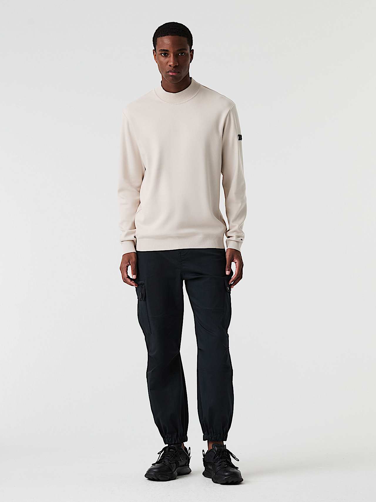 AlphaTauri | SAAMI V1.Y9.01 | Sweatshirt aus Baumwolle mit Interlock-Struktur in Stone für Herren AlphaTauri | SAAMI V1.Y9.01 | Sweatshirt aus Baumwolle mit Interlock-Struktur in Stone für Herren