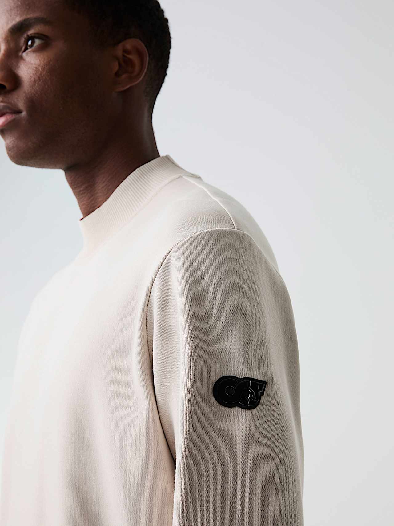 AlphaTauri | SAAMI V1.Y9.01 | Sudadera de algodón Interlock in Stone for Hombre AlphaTauri | SAAMI V1.Y9.01 | Sudadera de algodón Interlock in Stone for Hombre
