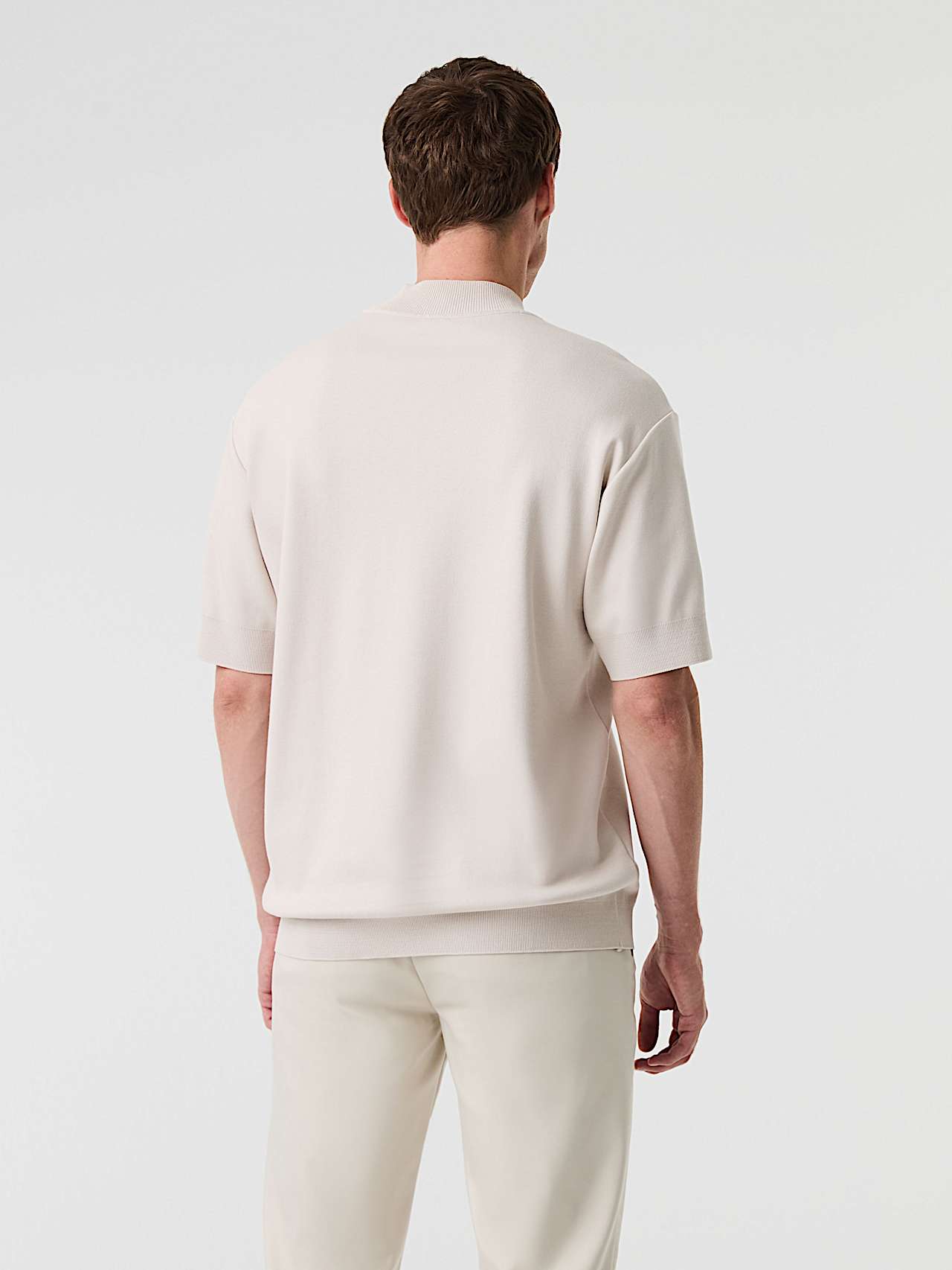 AlphaTauri | SAAMO V1.Y9.01 | T-Shirt aus Baumwolle mit Interlock-Struktur in Stone für Herren AlphaTauri | SAAMO V1.Y9.01 | T-Shirt aus Baumwolle mit Interlock-Struktur in Stone für Herren