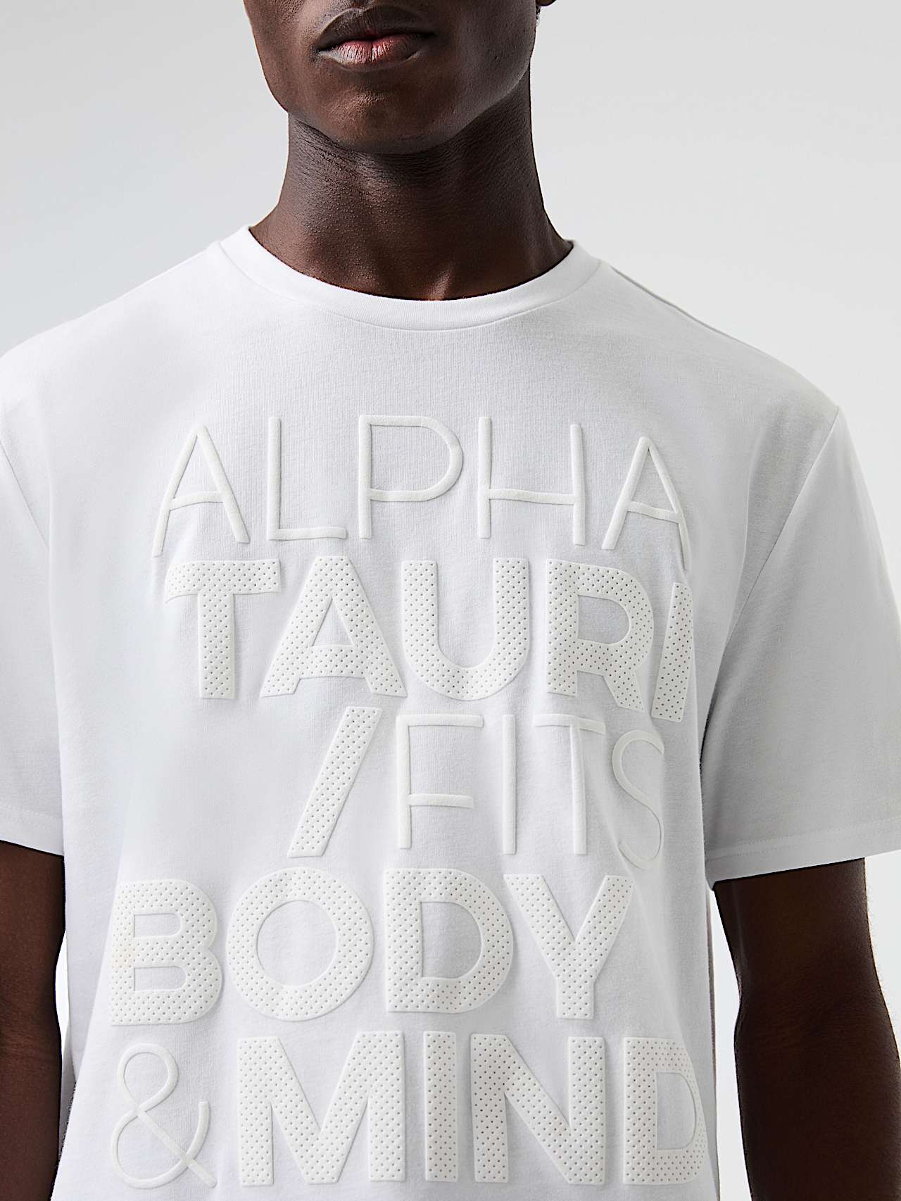 AlphaTauri | JUMMI V1.Y9.01 | T-Shirt aus Bio-Baumwolle mit Logo in Weiß für Herren AlphaTauri | JUMMI V1.Y9.01 | T-Shirt aus Bio-Baumwolle mit Logo in Weiß für Herren