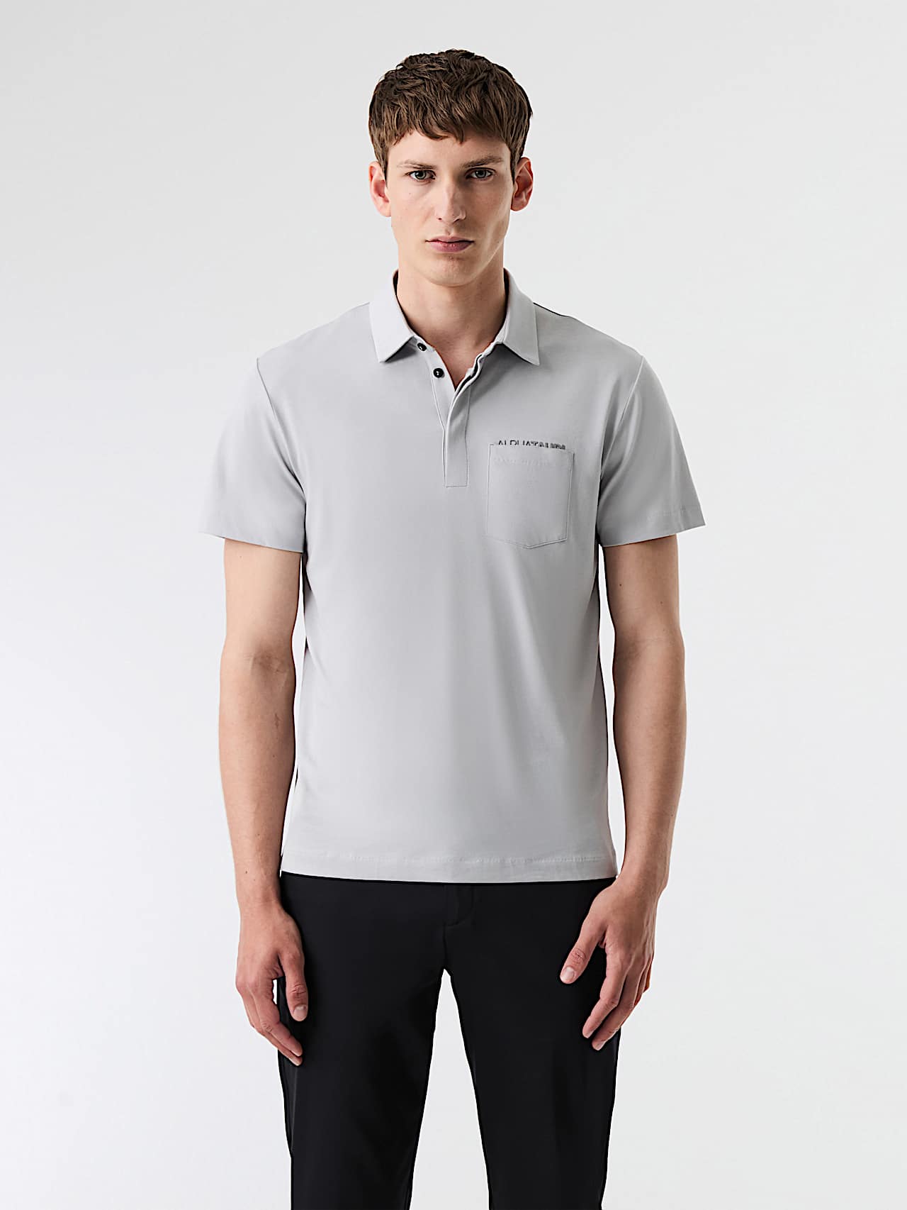 AlphaTauri | JOMAR V1.Y9.01 | Poloshirt aus Supima-Qualitätsbaumwolle in Mittelgrau für Herren AlphaTauri | JOMAR V1.Y9.01 | Poloshirt aus Supima-Qualitätsbaumwolle in Mittelgrau für Herren