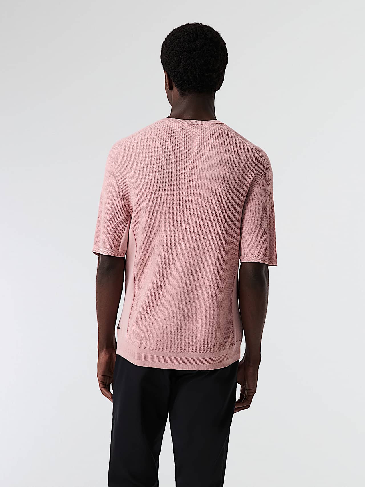 AlphaTauri | FOSOS V4.Y9.01 | T-Shirt aus nahtlosem 3D-Funktionsstrick in Misty Pink für Herren