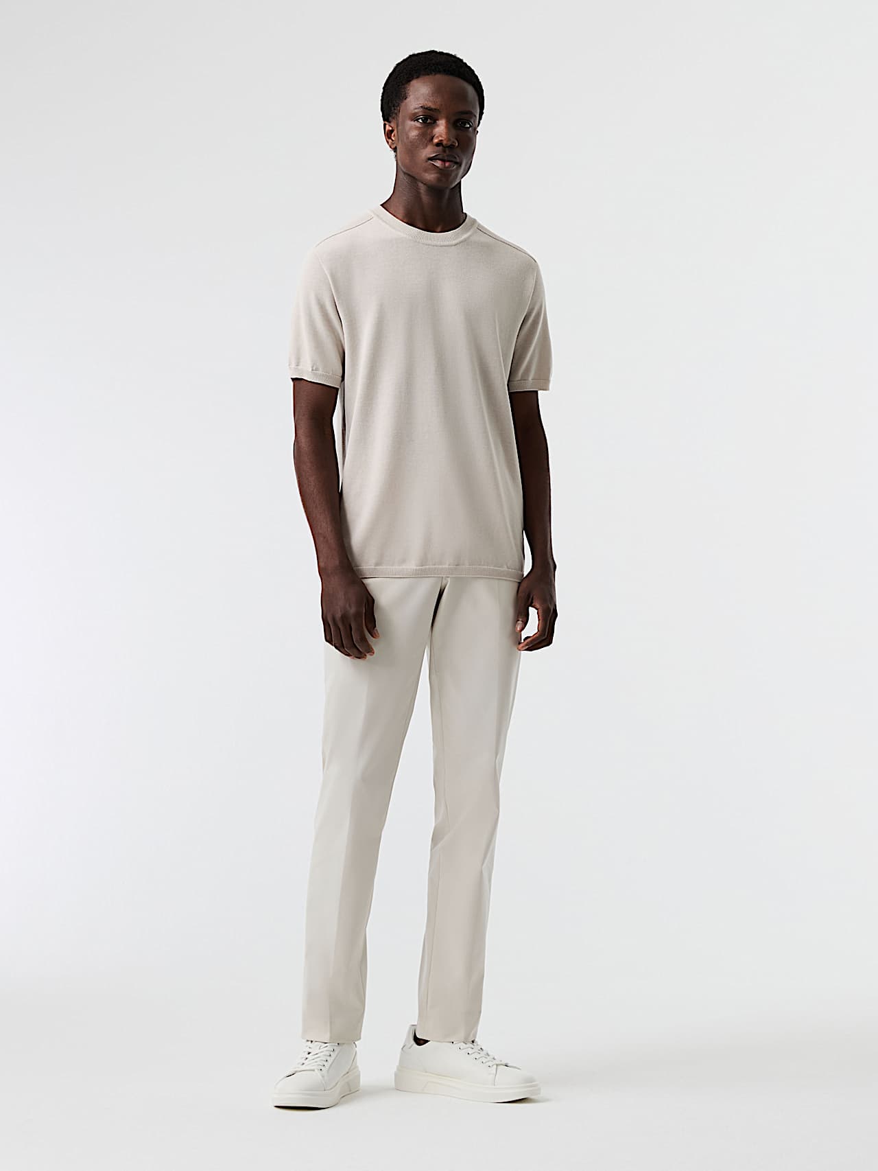 AlphaTauri | FASHI V1.Y9.01 | Nahtloses 3D-Strick-T-Shirt aus Leinen-Baumwolle in Stone für Herren