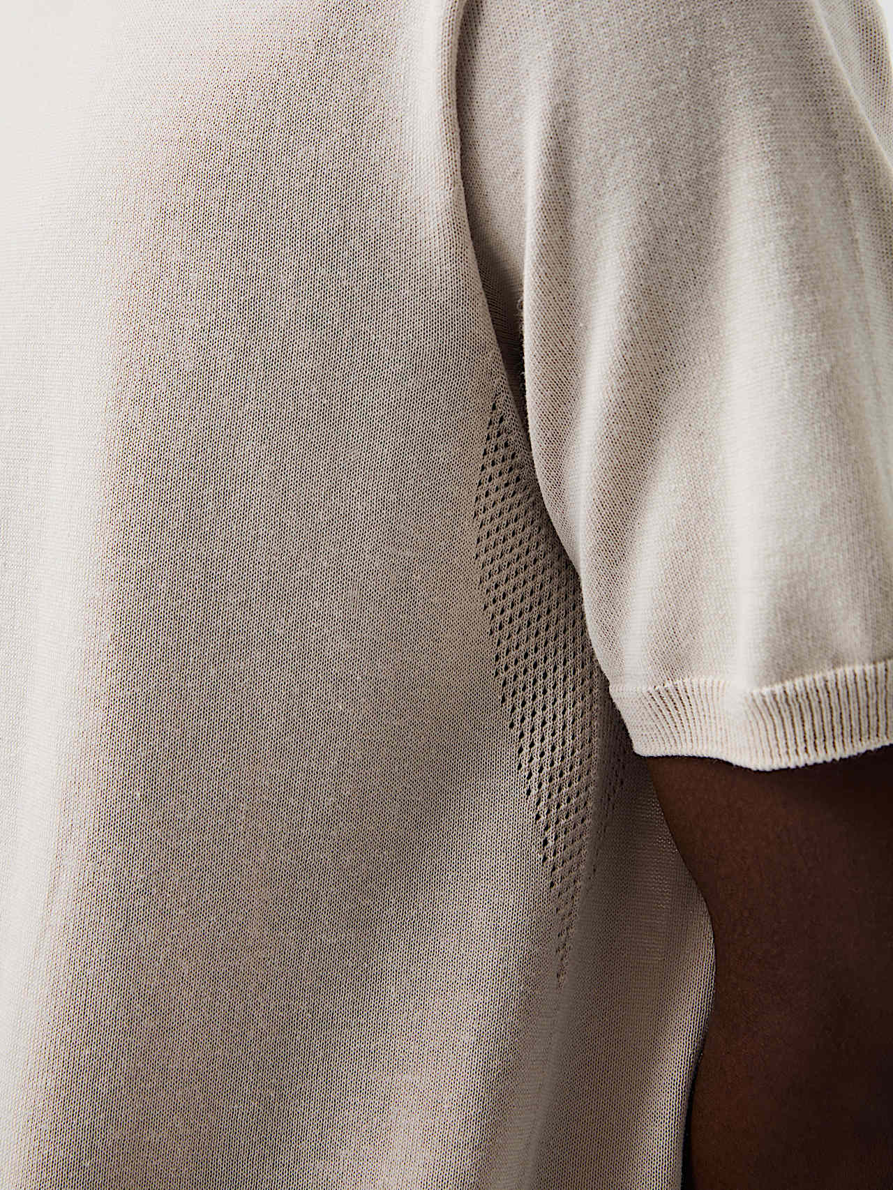 AlphaTauri | FASHI V1.Y9.01 | Nahtloses 3D-Strick-T-Shirt aus Leinen-Baumwolle in Stone für Herren