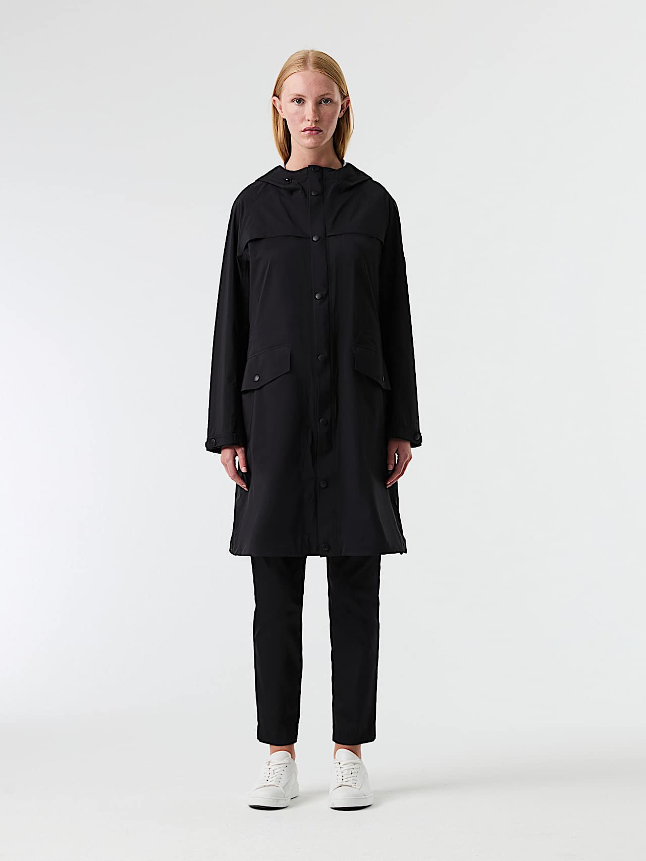 AlphaTauri | OMERO V1.Y9.01 | Parka impermeable y ligera in Negro for Mujer