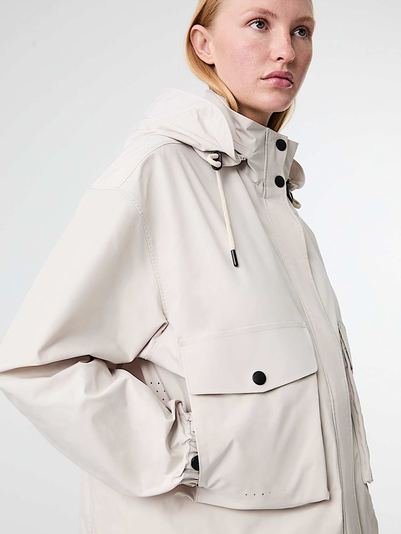 AlphaTauri | OVERA V1.Y9.01 | Giacca Field idrorepellente in Stone for Donna