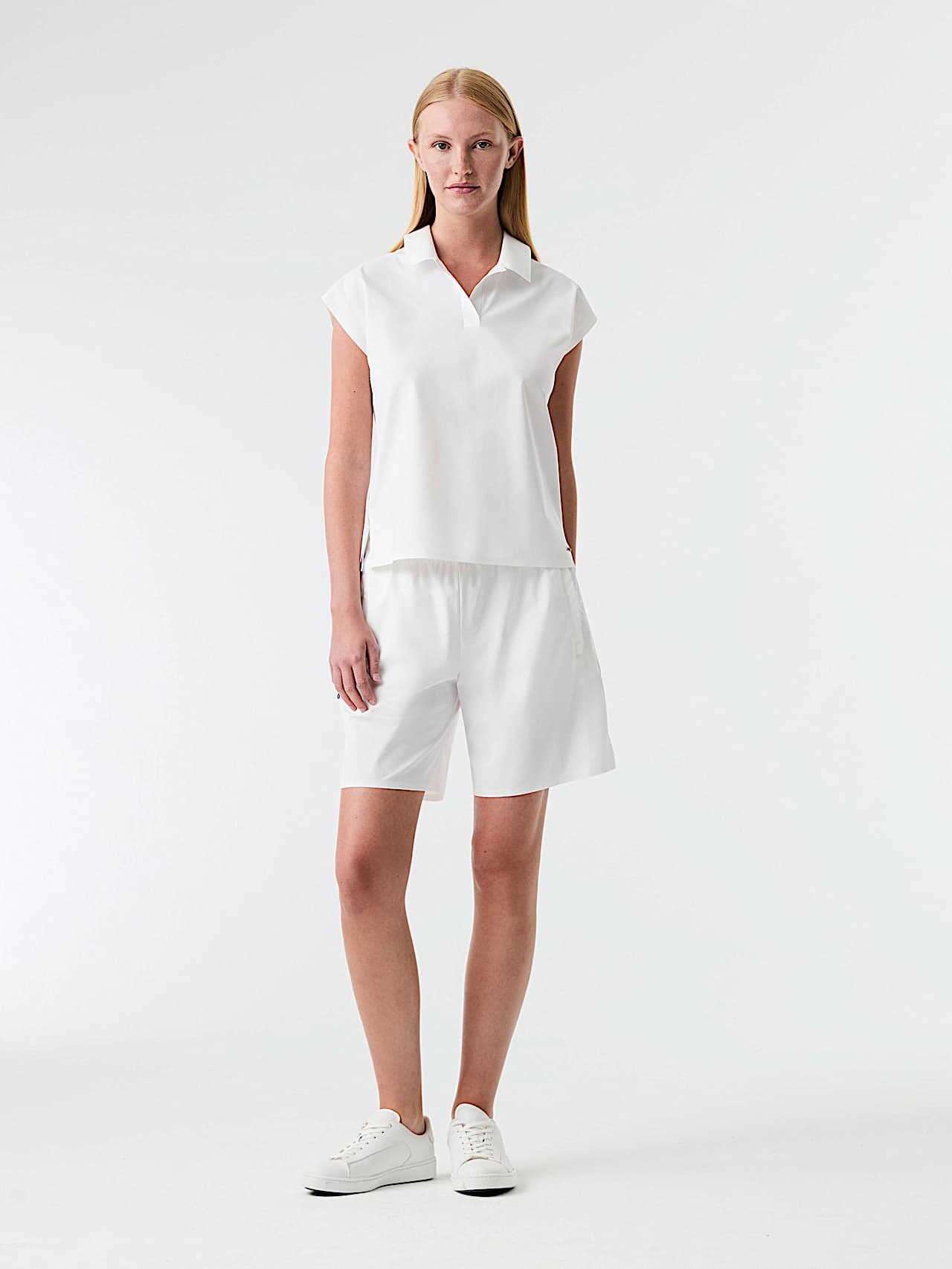 AlphaTauri | JEUWOL V1.Y9.01 | Power Stretch Jersey Polo-Shirt in Off White for Women