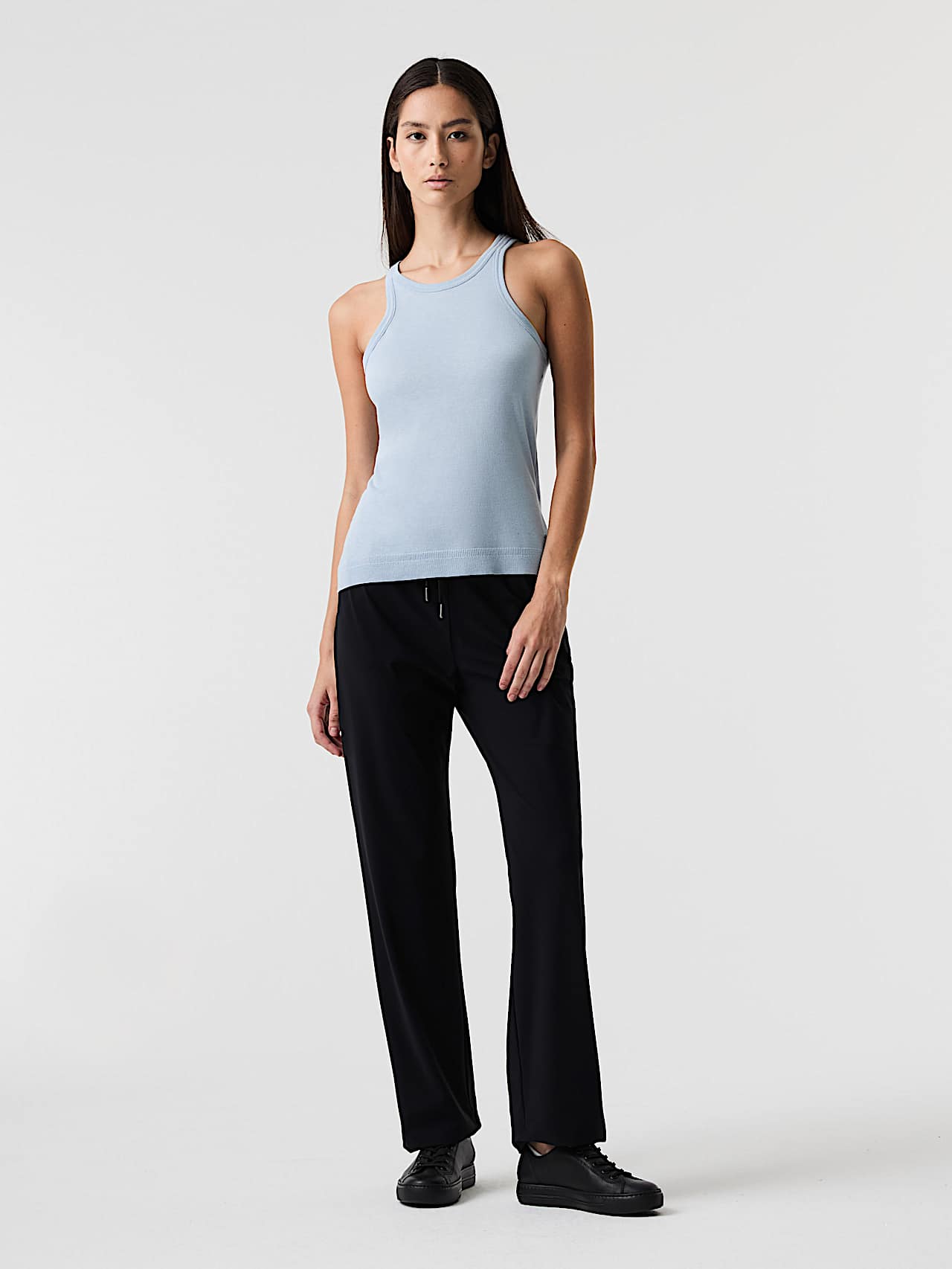 AlphaTauri | JOPAL V1.Y9.01 | Racer Tank Top in Fog Blue für Damen AlphaTauri | JOPAL V1.Y9.01 | Racer Tank Top in Fog Blue für Damen