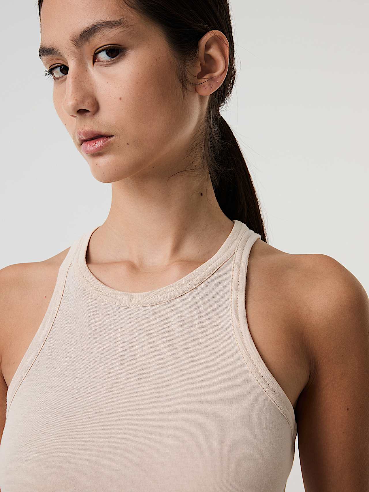 AlphaTauri | JOPAL V1.Y9.01 | Racer Tank Top in Stone für Damen AlphaTauri | JOPAL V1.Y9.01 | Racer Tank Top in Stone für Damen