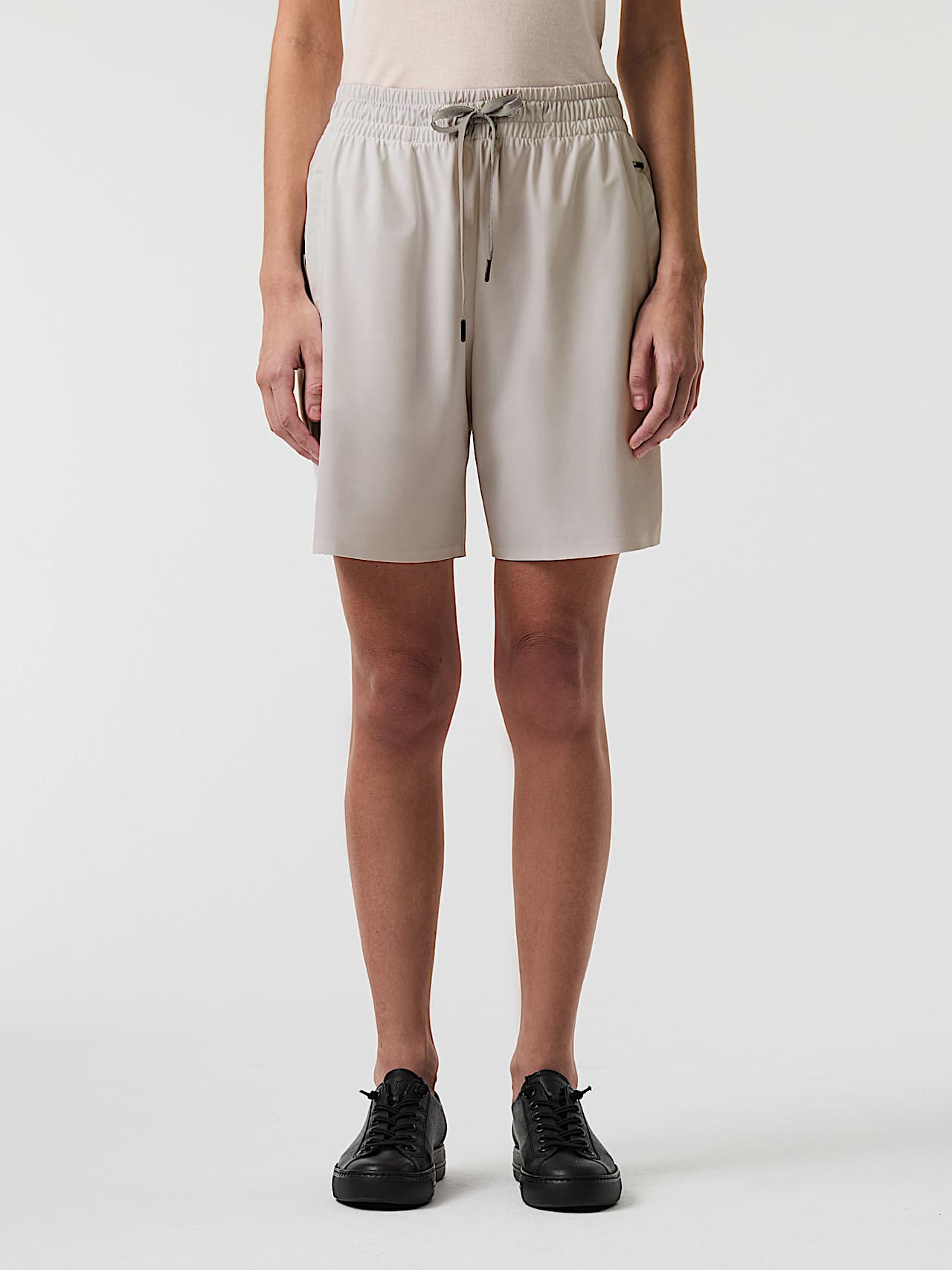 AlphaTauri | PIRT V1.Y9.01 | Short en jersey Power Stretch in Stone for Femme