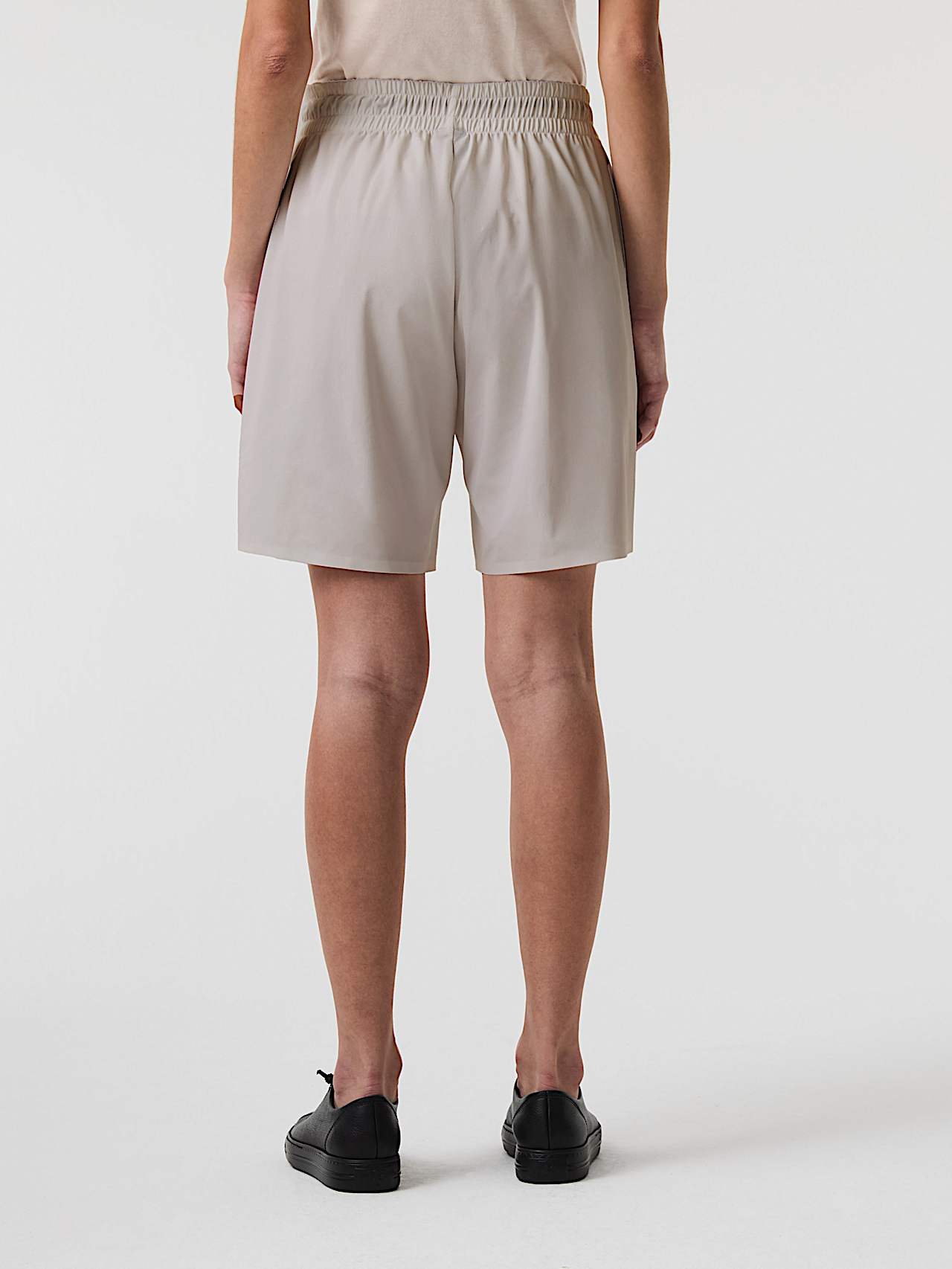 AlphaTauri | PIRT V1.Y9.01 | Short en jersey Power Stretch in Stone for Femme