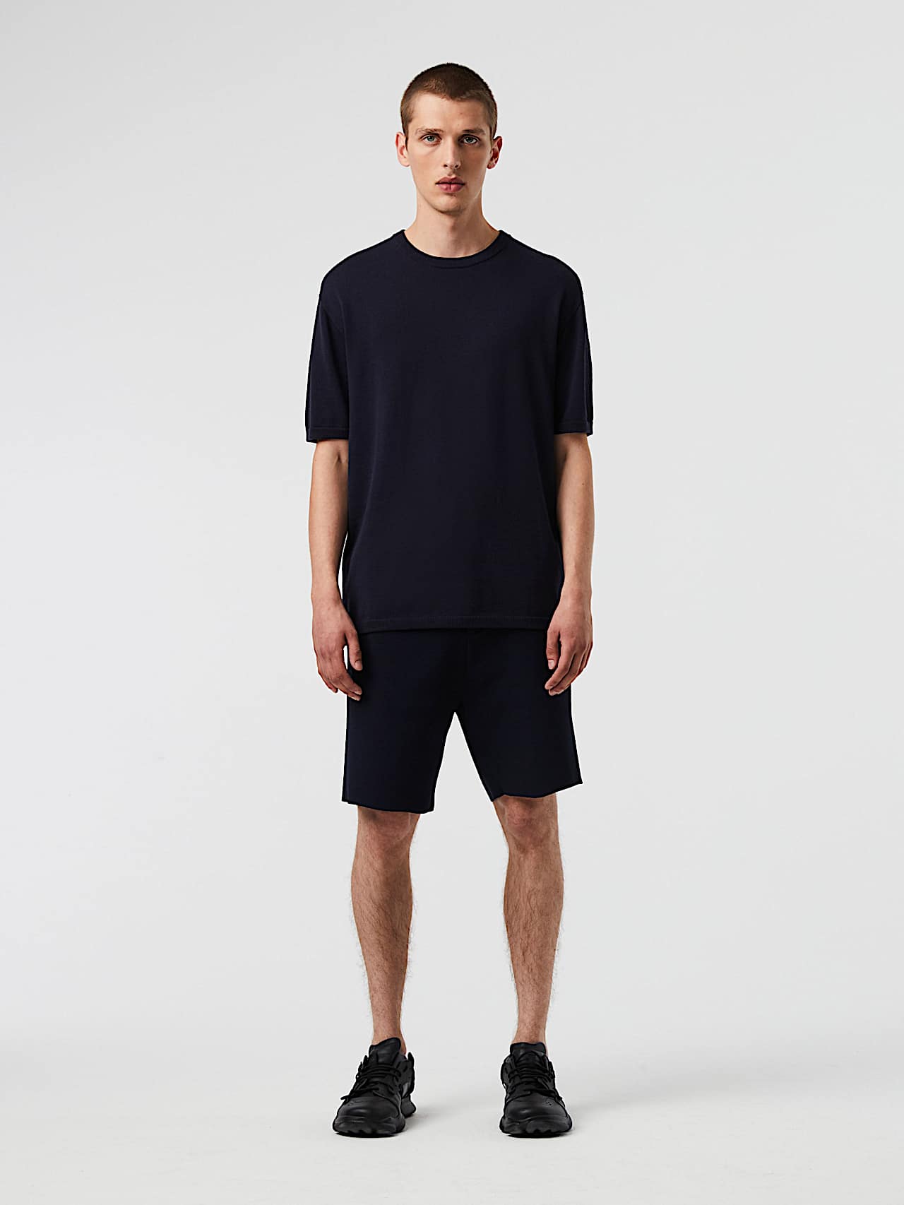 AlphaTauri | POSOS V2.Y6.01 | Shorts aus Funktionsstrick in Navy für Herren