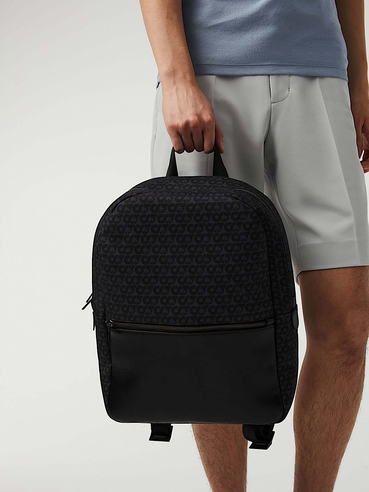 AlphaTauri | AREKK V3.Y6.02 | Zaino in tela con monogramma in Nero for Unisex AlphaTauri | AREKK V3.Y6.02 | Zaino in tela con monogramma in Nero for Unisex
