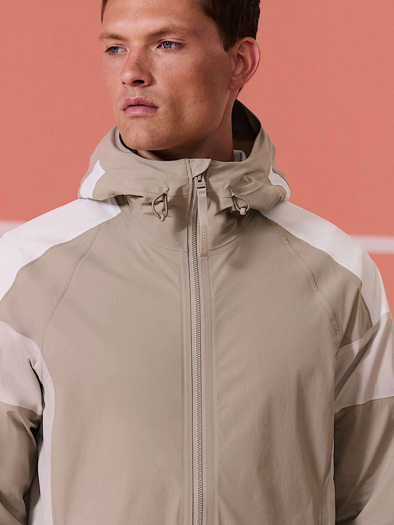 AlphaTauri | OASI V1.Y10.01 | Performance Stretch Chaqueta ligera in Dune for Hombre