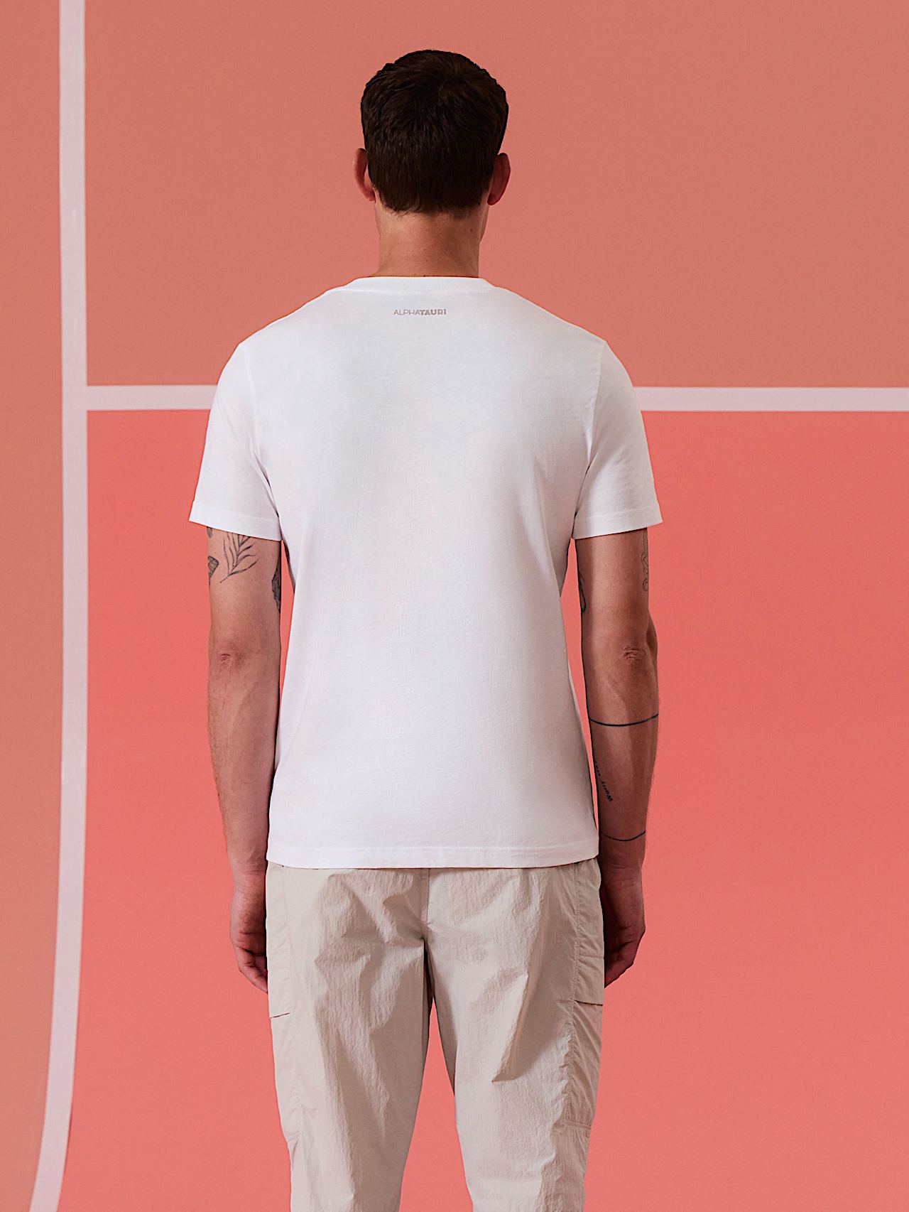 AlphaTauri | JOMMO V1.Y10.01 | T-Shirt aus Bio-Baumwolle in White für Herren AlphaTauri | JOMMO V1.Y10.01 | T-Shirt aus Bio-Baumwolle in White für Herren